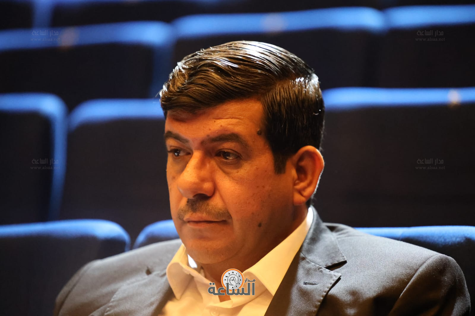 Madar Al-Saa Images 0.571946983600914