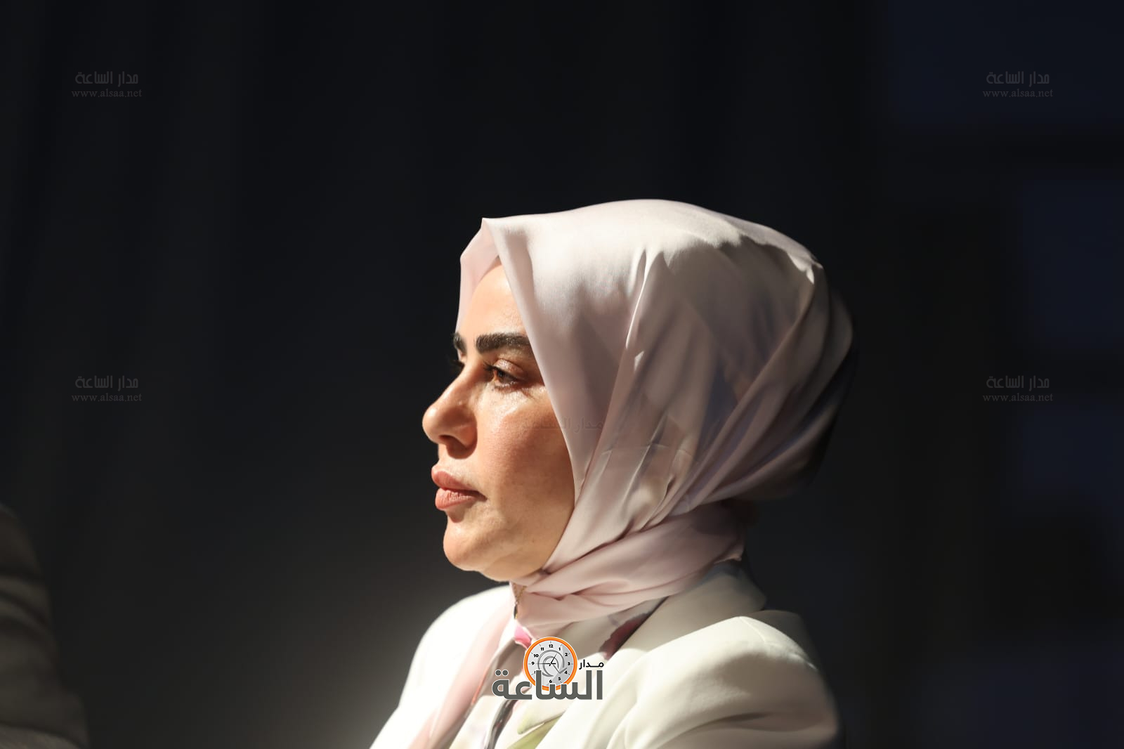 Madar Al-Saa Images 0.10605746385532111