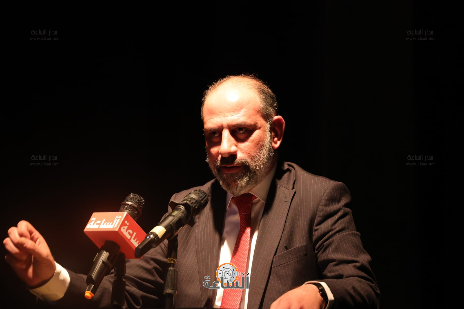 Madar Al-Saa Images 0.9097004051753553