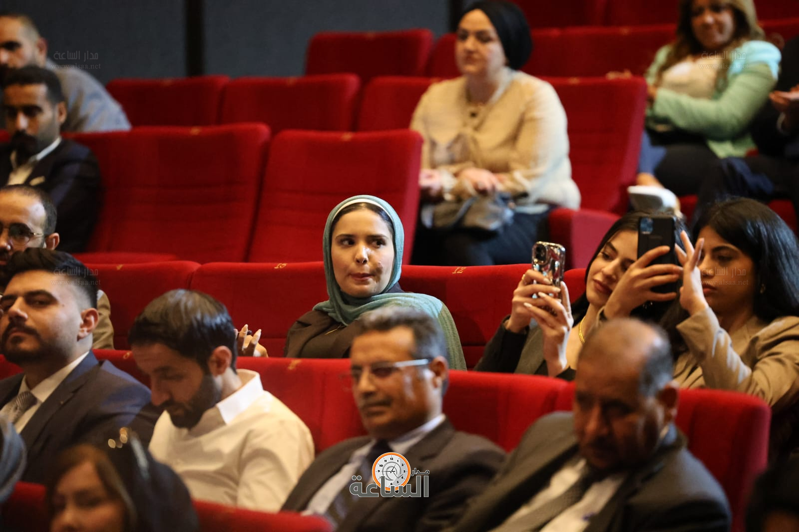 Madar Al-Saa Images 0.9852769675220321