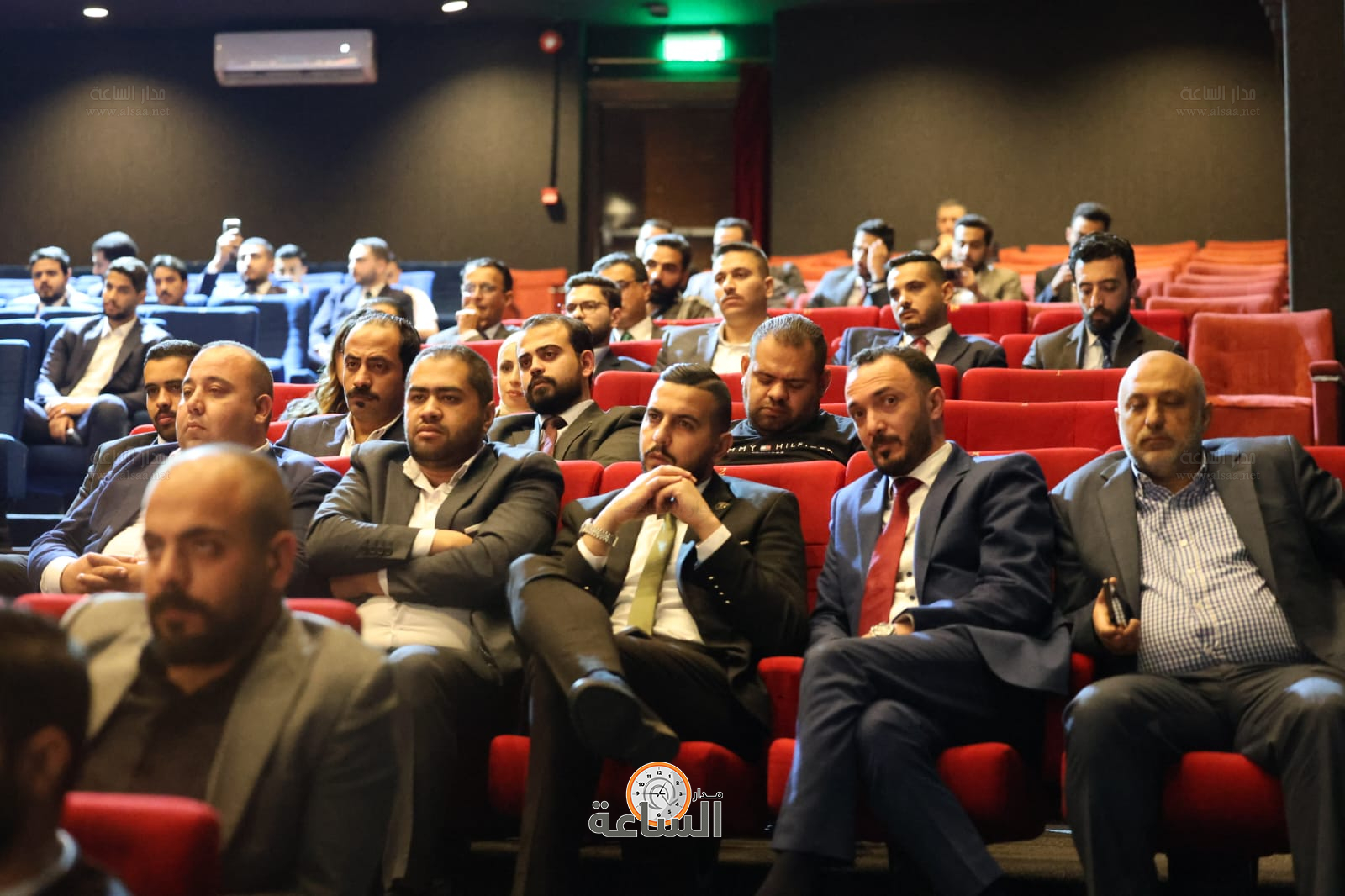 Madar Al-Saa Images 0.3681369248716343