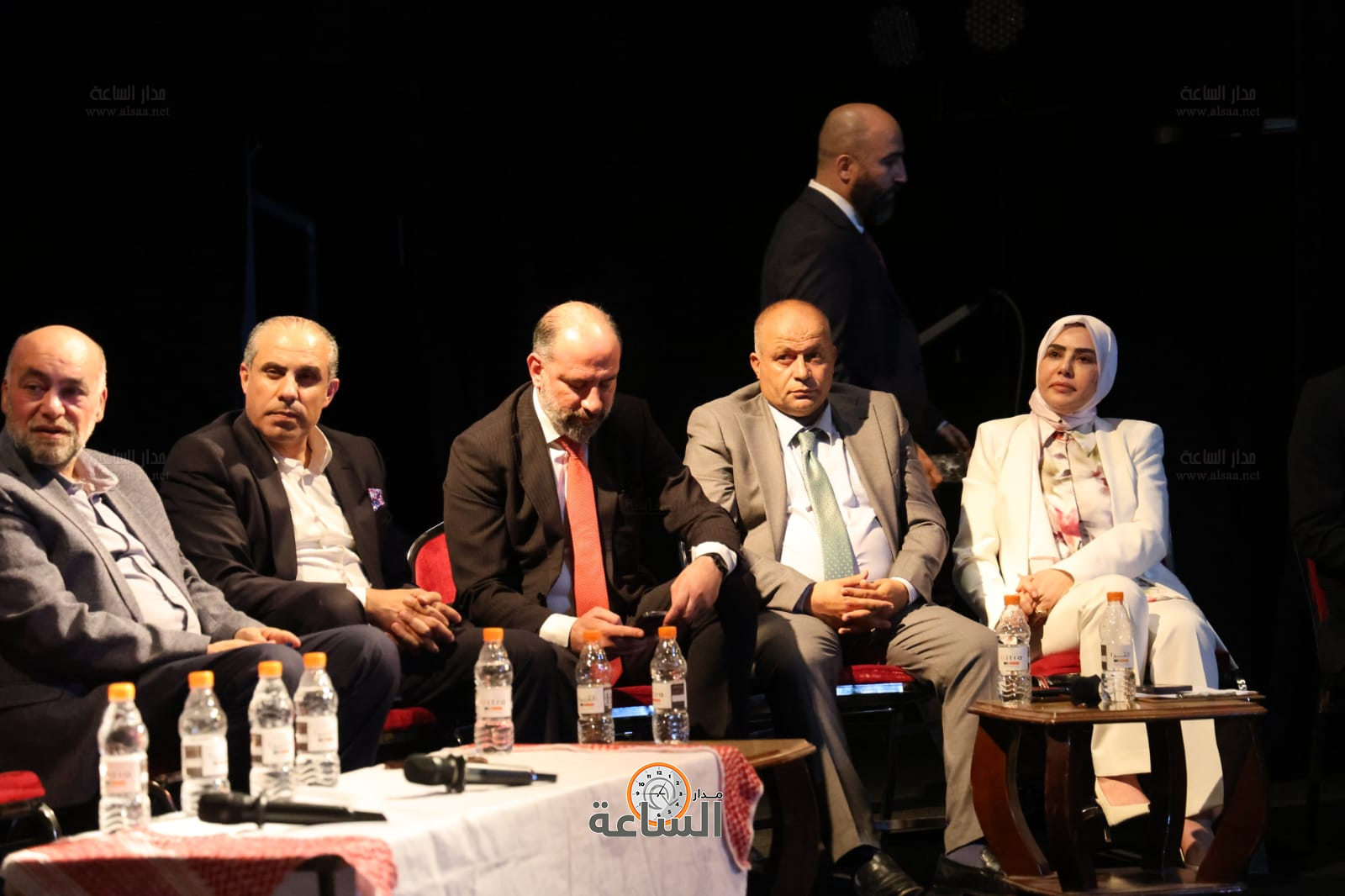 Madar Al-Saa Images 0.3949603510196805