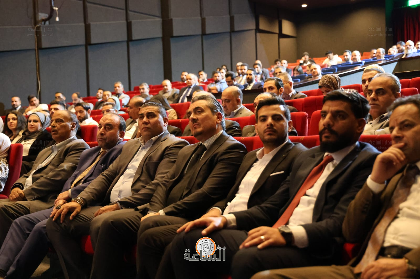 Madar Al-Saa Images 0.8656577354967707