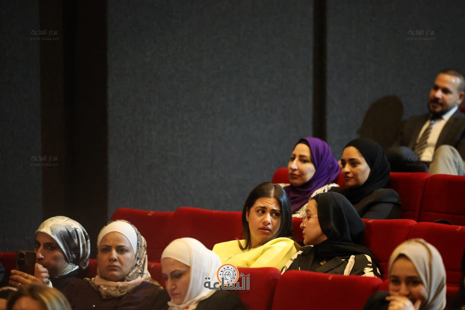 Madar Al-Saa Images 0.06192766054110077