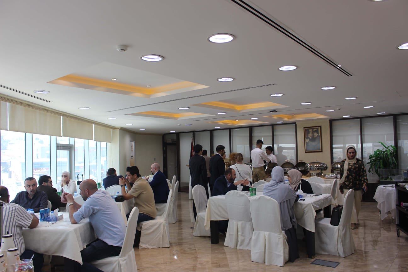 Madar Al-Saa Images 0.48914635790349736