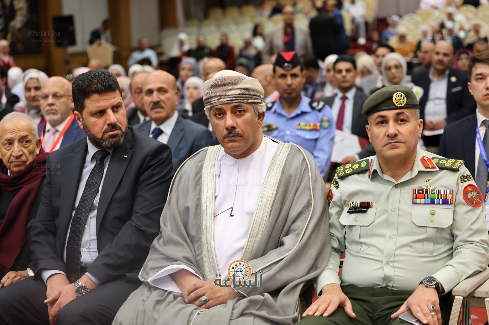 Madar Al-Saa Images 0.9331256340200601