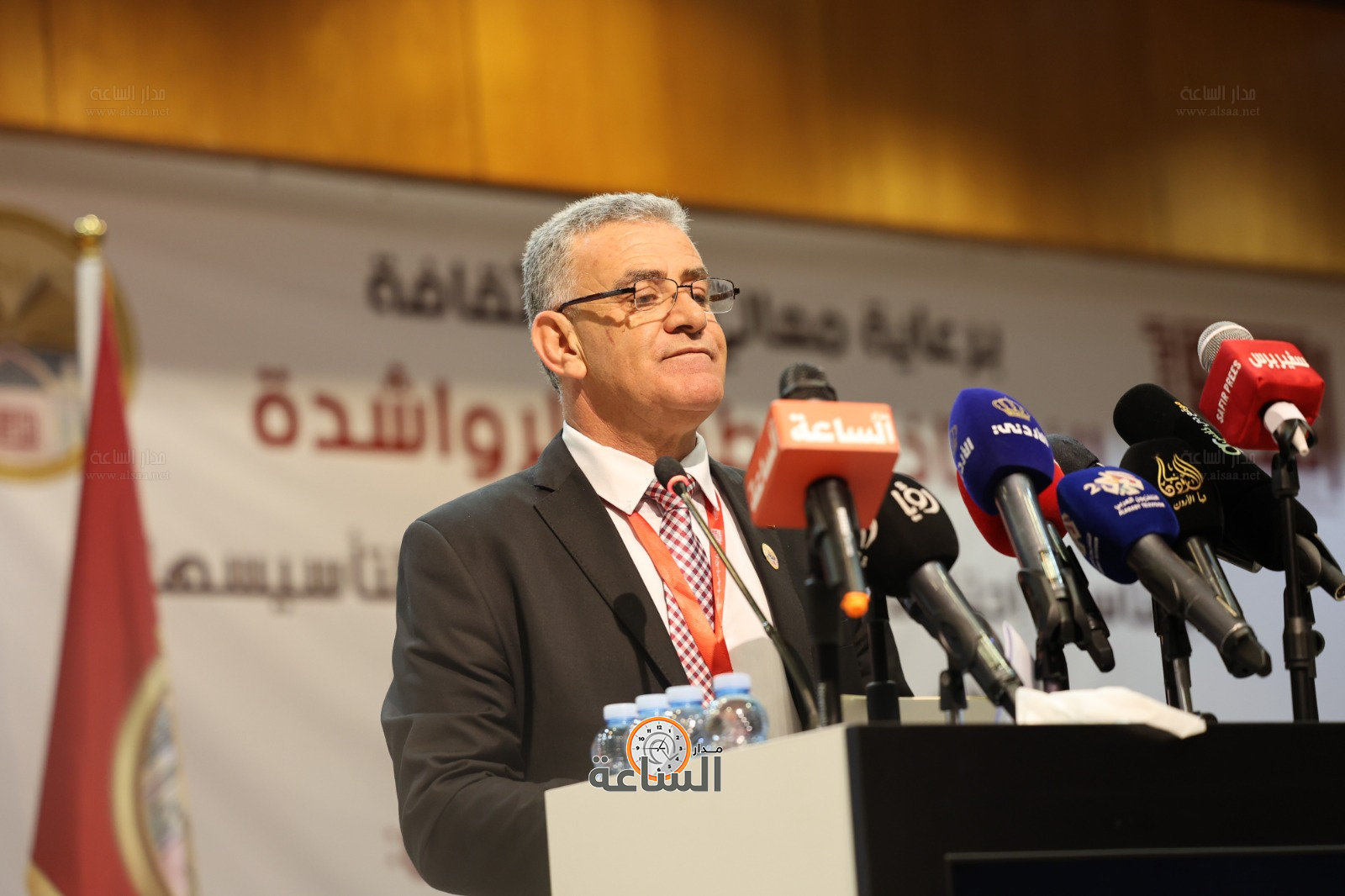 Madar Al-Saa Images 0.4005044969525424