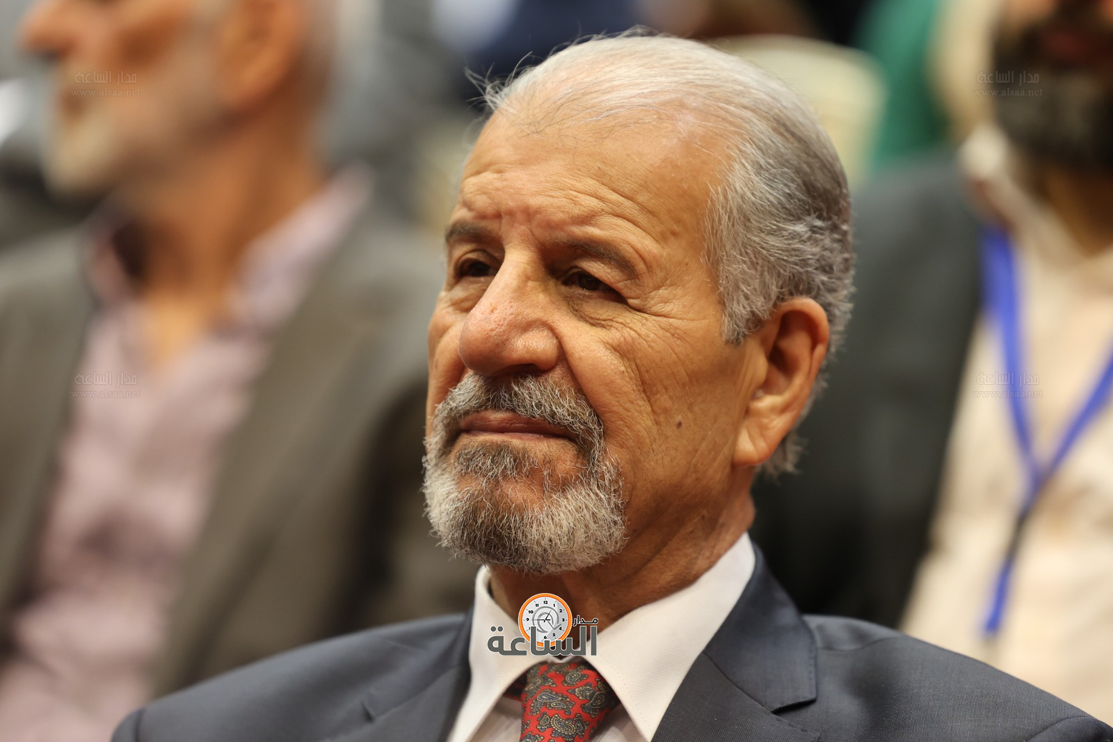 Madar Al-Saa Images 0.6340404058557111