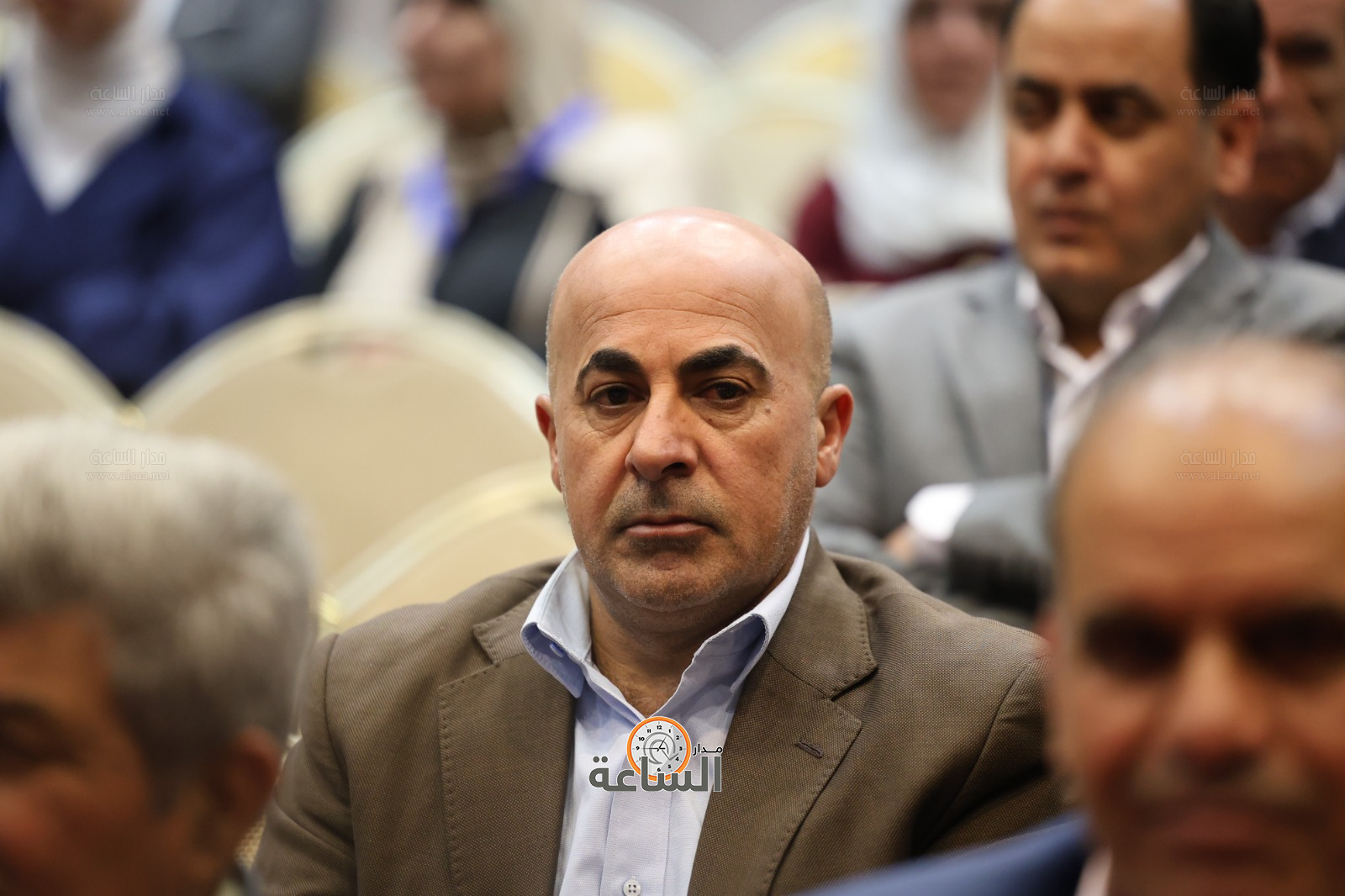 Madar Al-Saa Images 0.9687621786361489