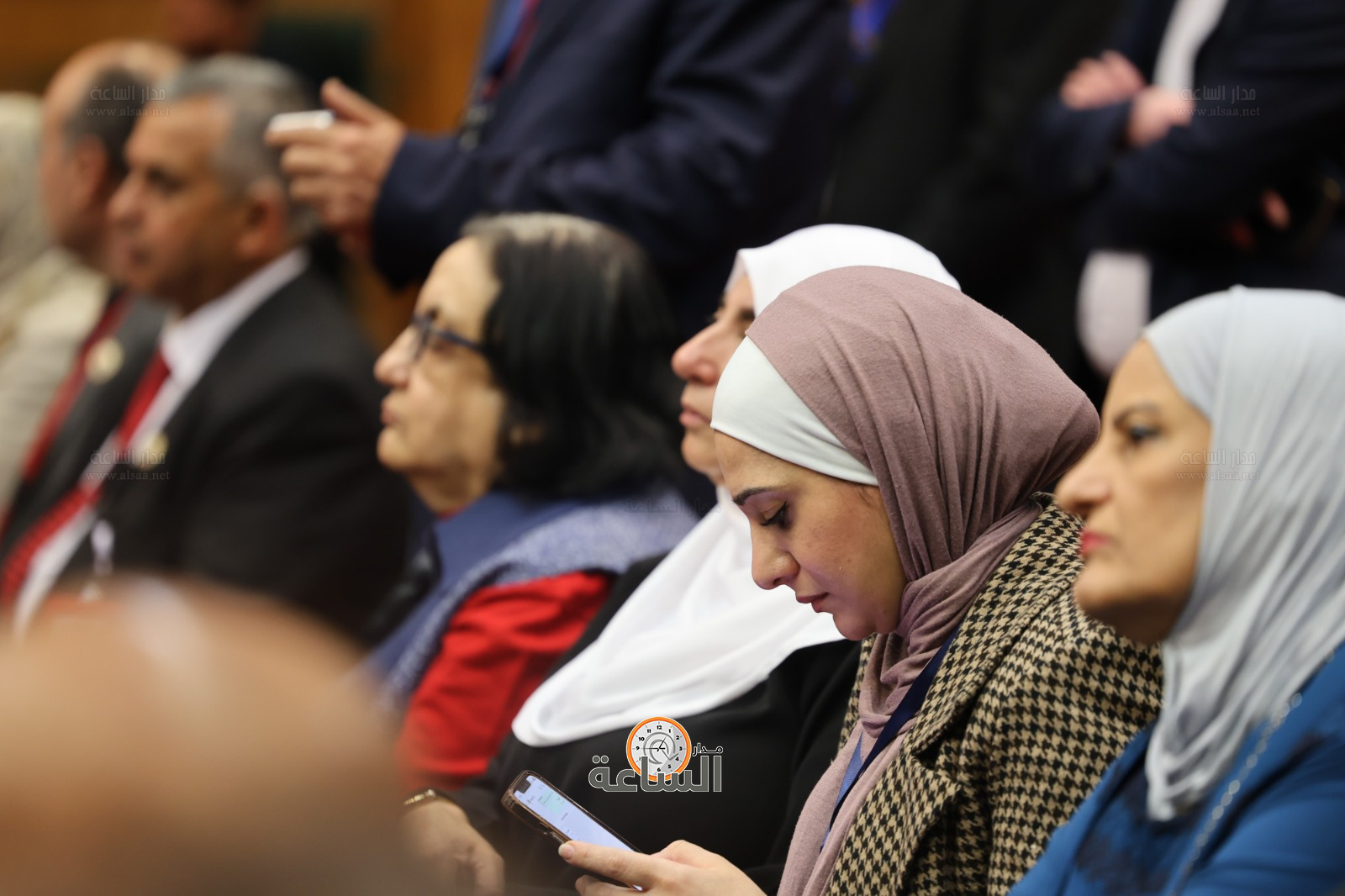 Madar Al-Saa Images 0.35136888393493404