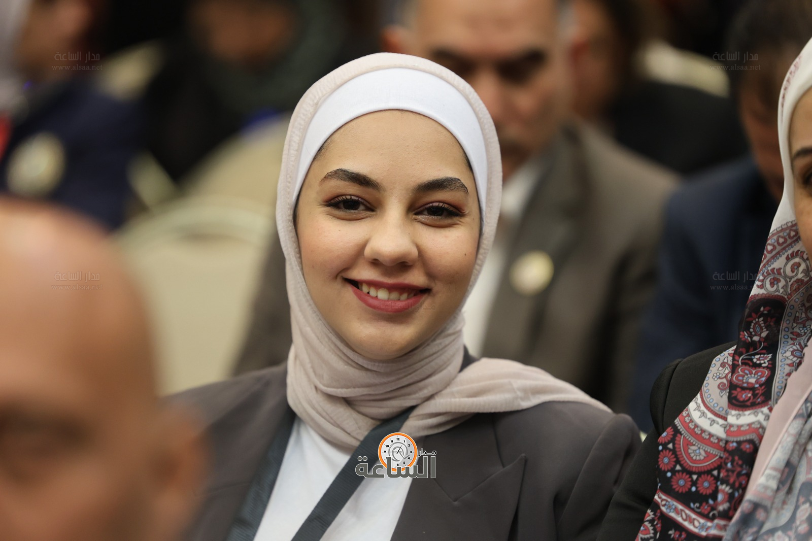 Madar Al-Saa Images 0.46980493389347033