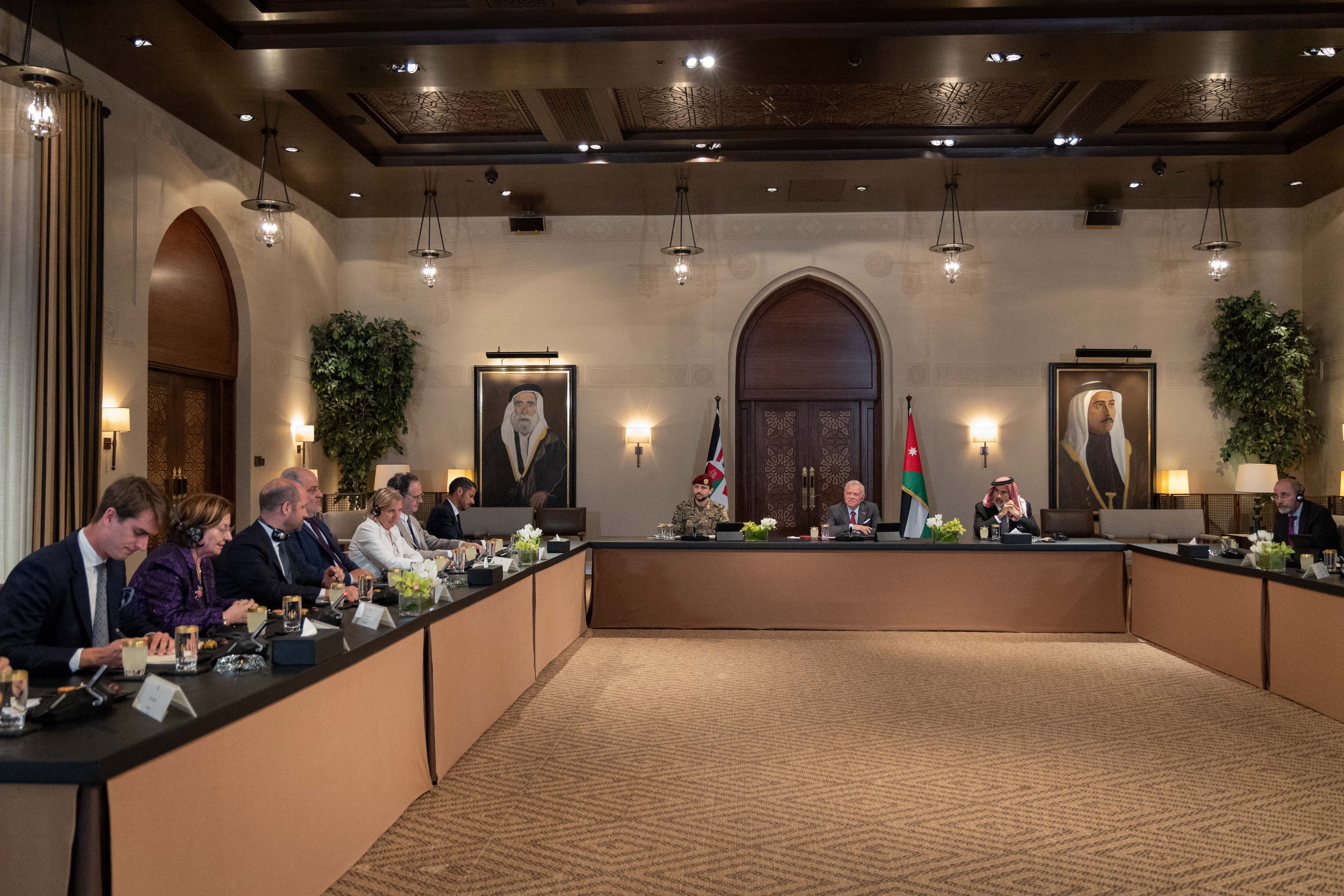 Madar Al-Saa Images 0.3506327244390671