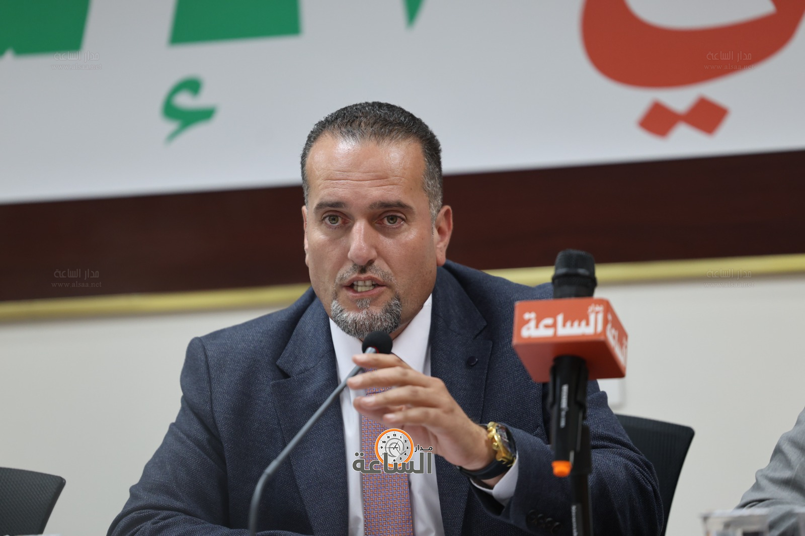 Madar Al-Saa Images 0.27698584399544124