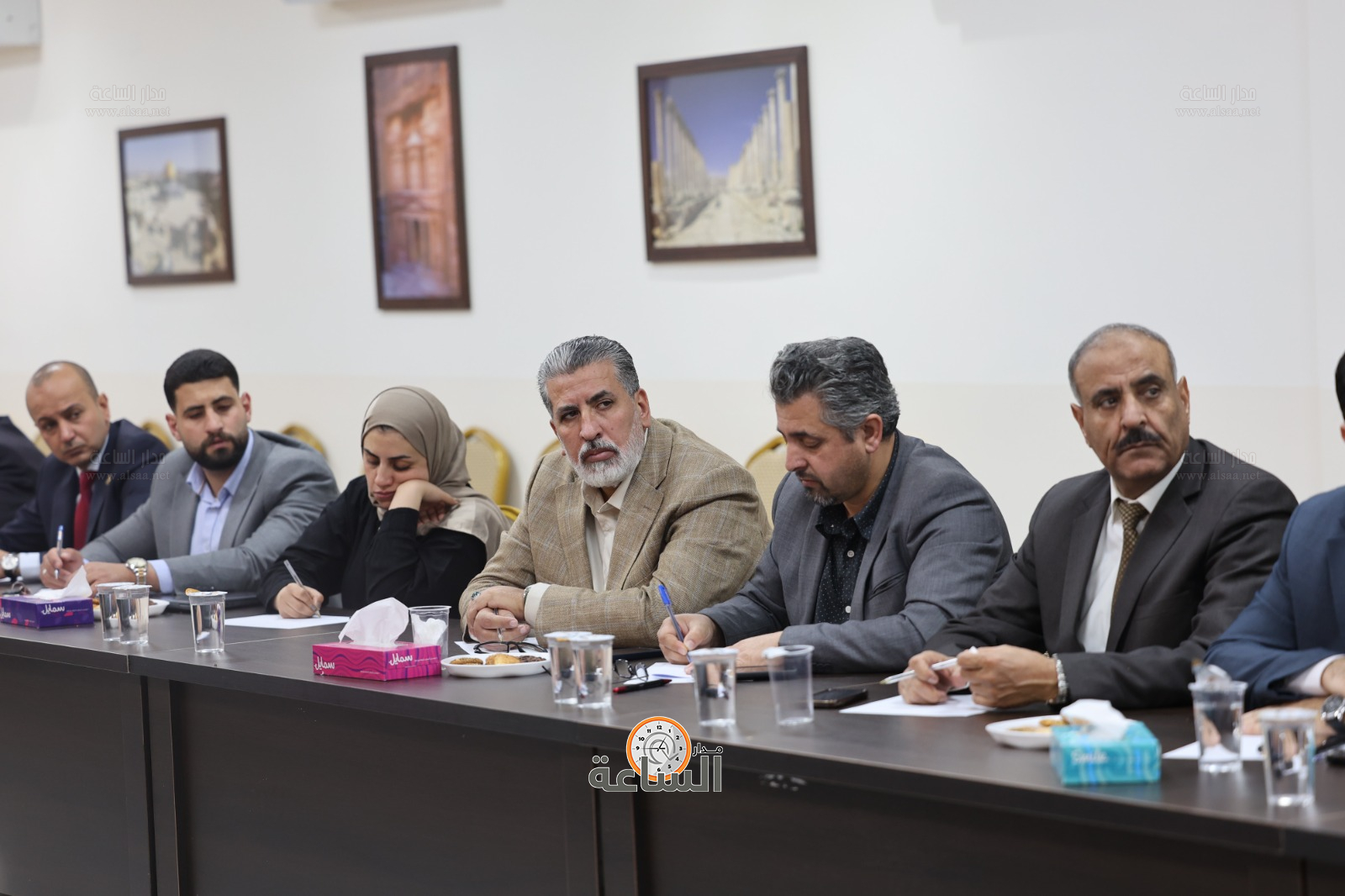 Madar Al-Saa Images 0.56932015796241