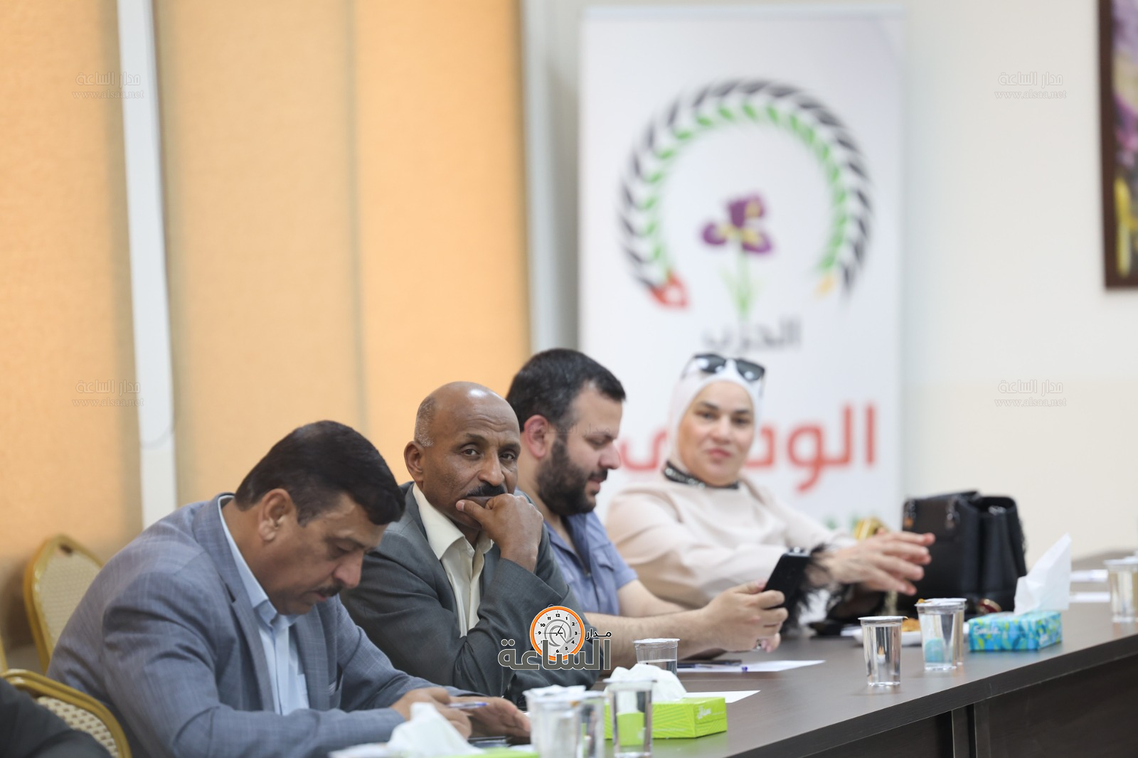 Madar Al-Saa Images 0.33298543954823234