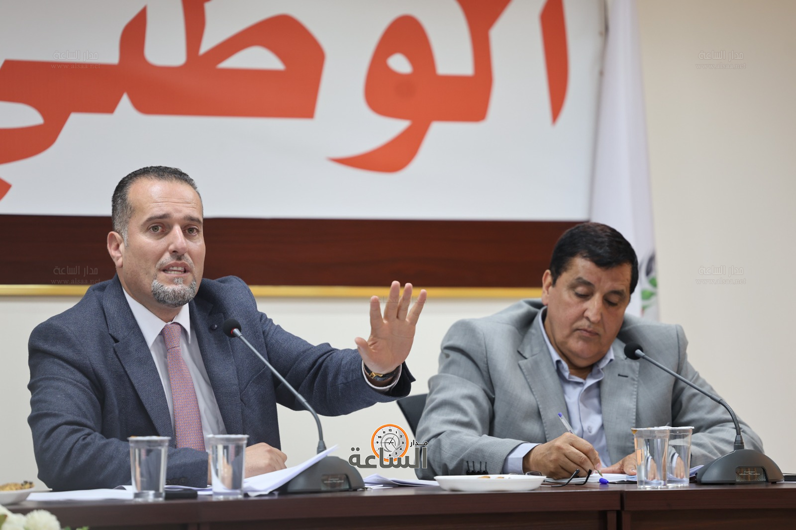 Madar Al-Saa Images 0.6325898568846693