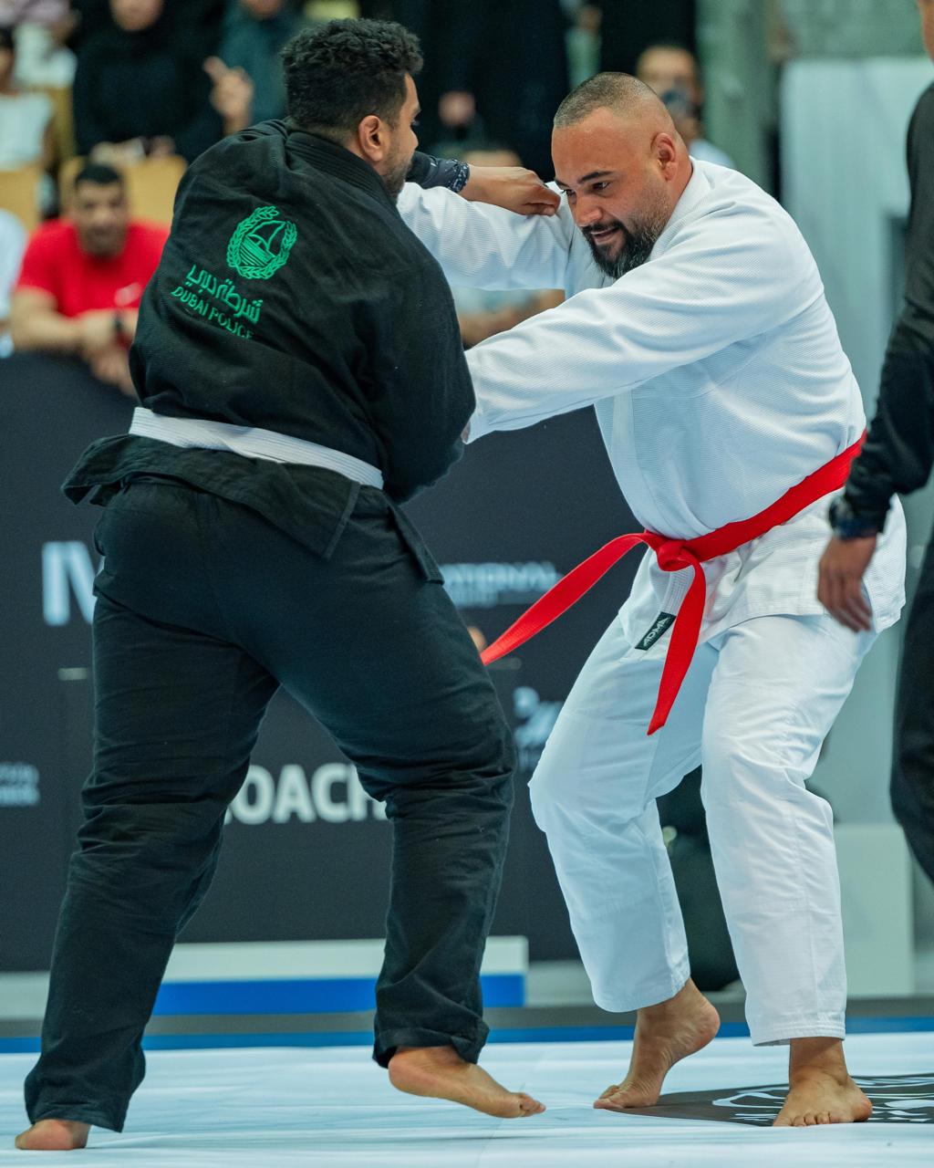 Madar Al-Saa Images 0.7489347243507489