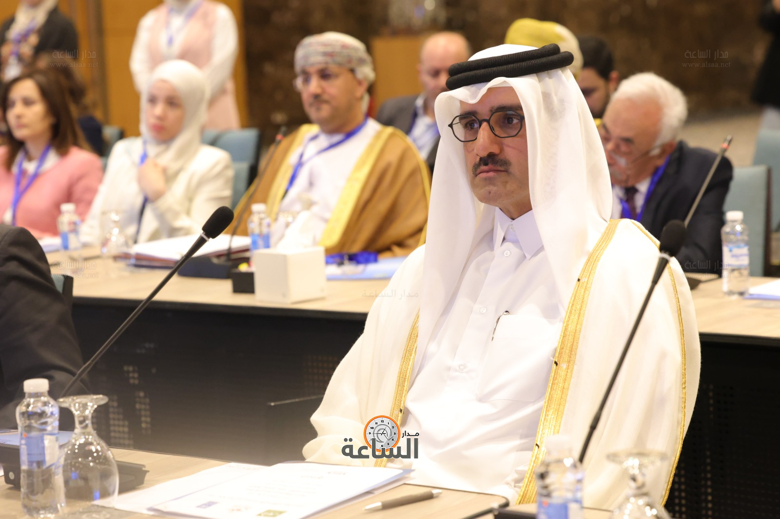 Madar Al-Saa Images 0.466865923875025