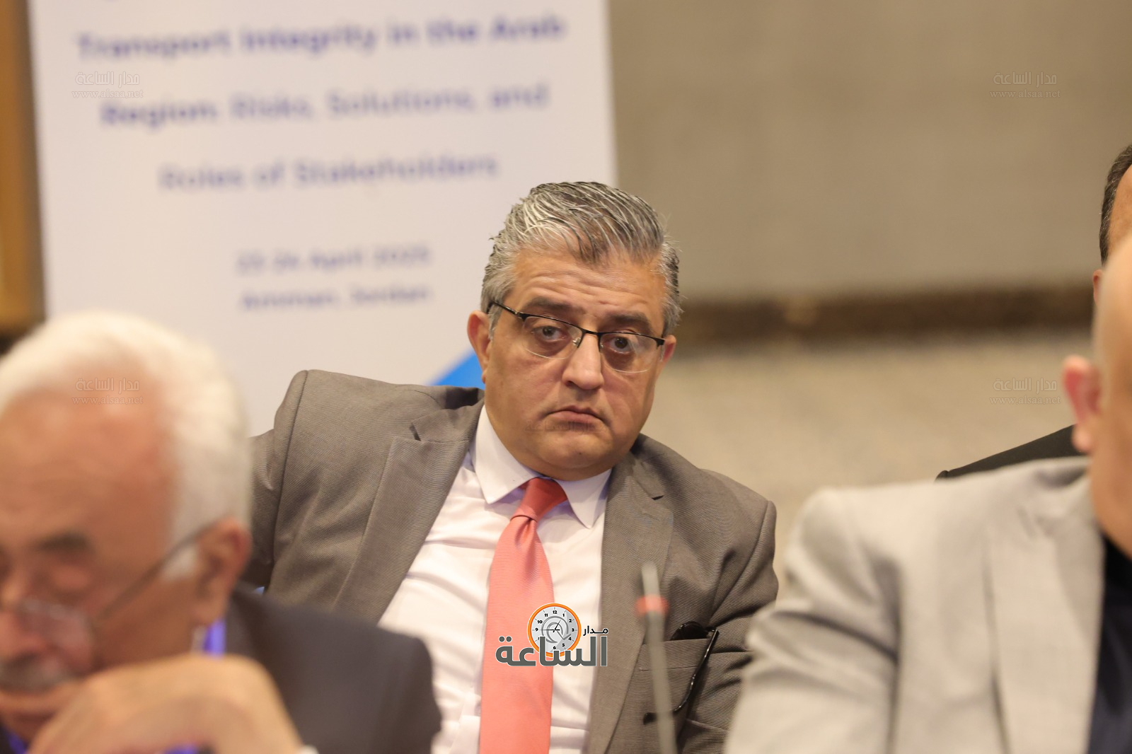 Madar Al-Saa Images 0.5223643235626417