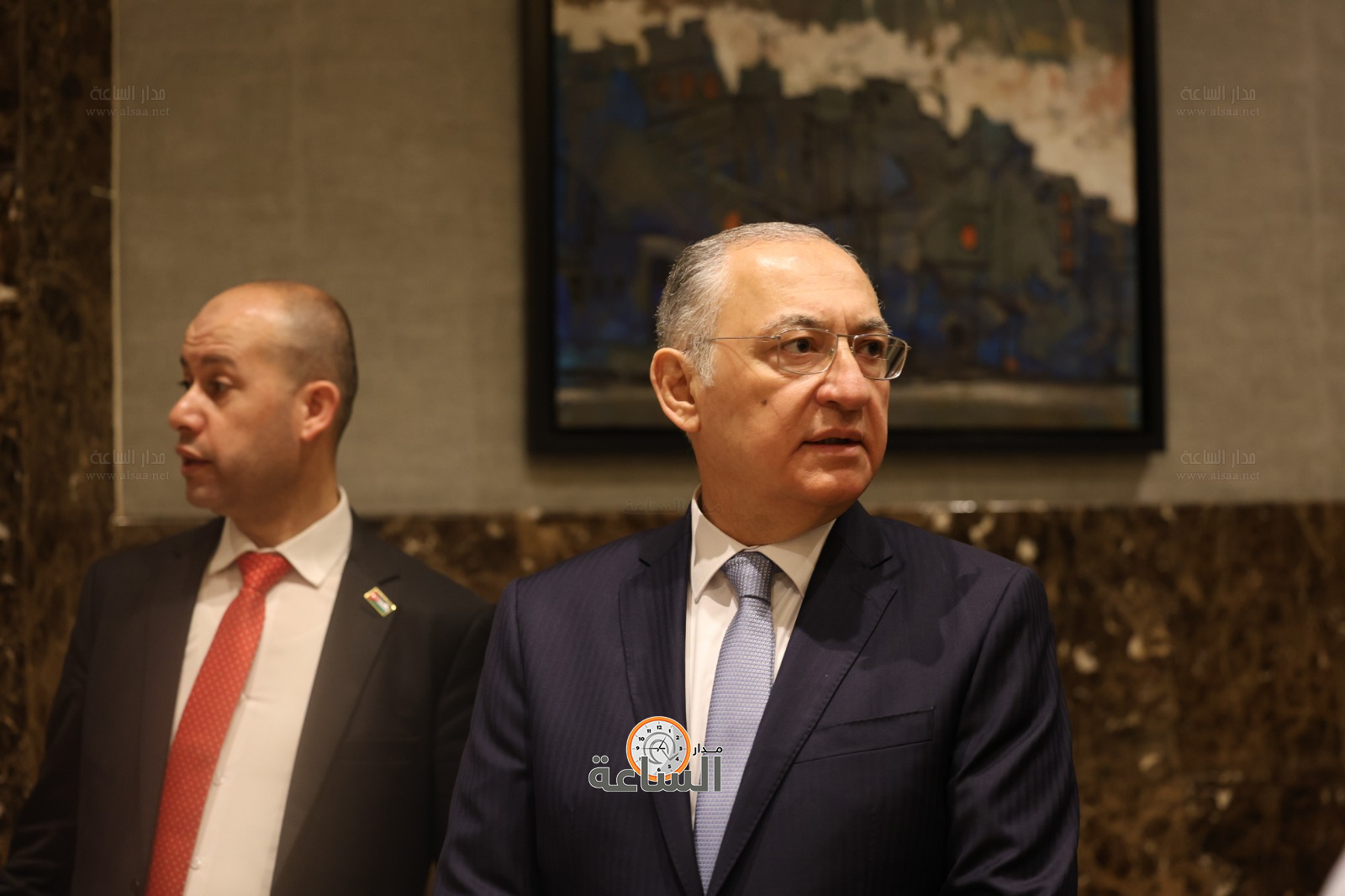 Madar Al-Saa Images 0.9295652551198136