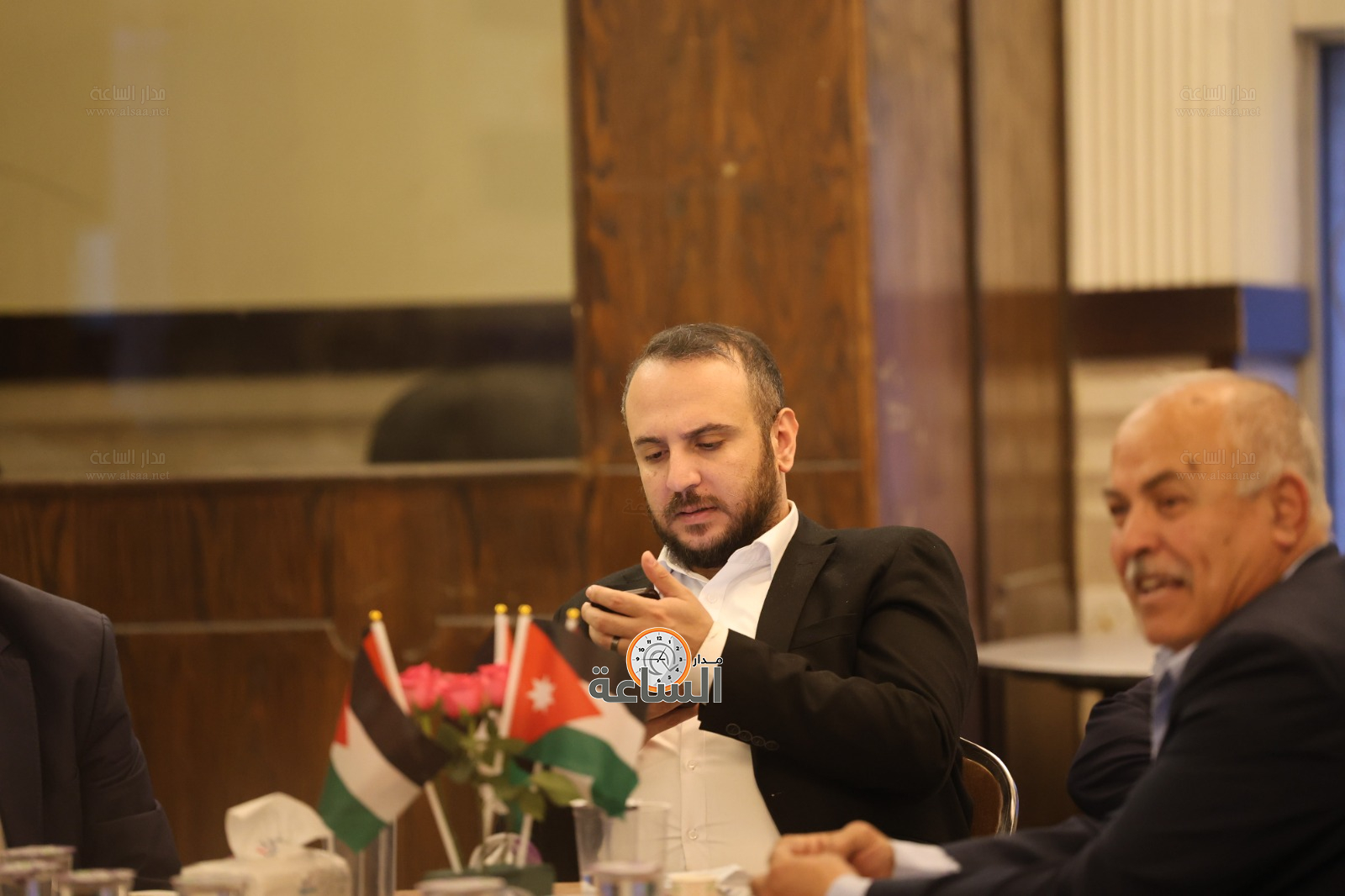 Madar Al-Saa Images 0.17196207677098774