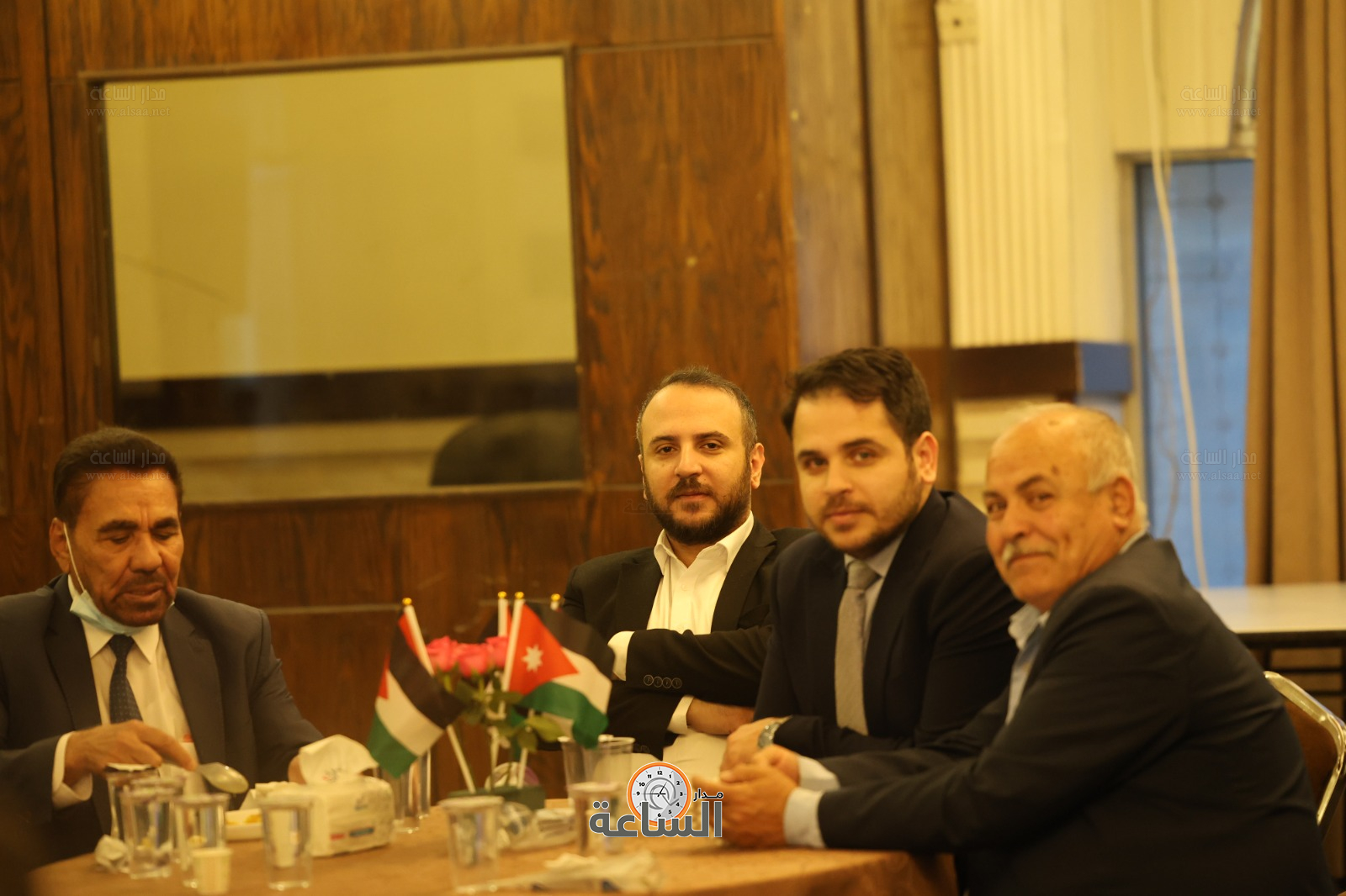 Madar Al-Saa Images 0.14862638060817956