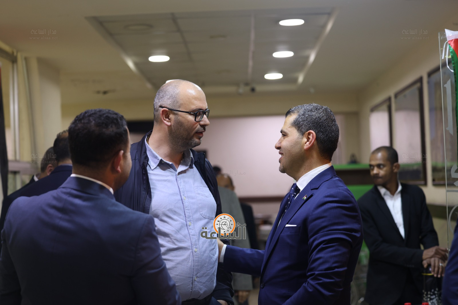 Madar Al-Saa Images 0.5609307862865276