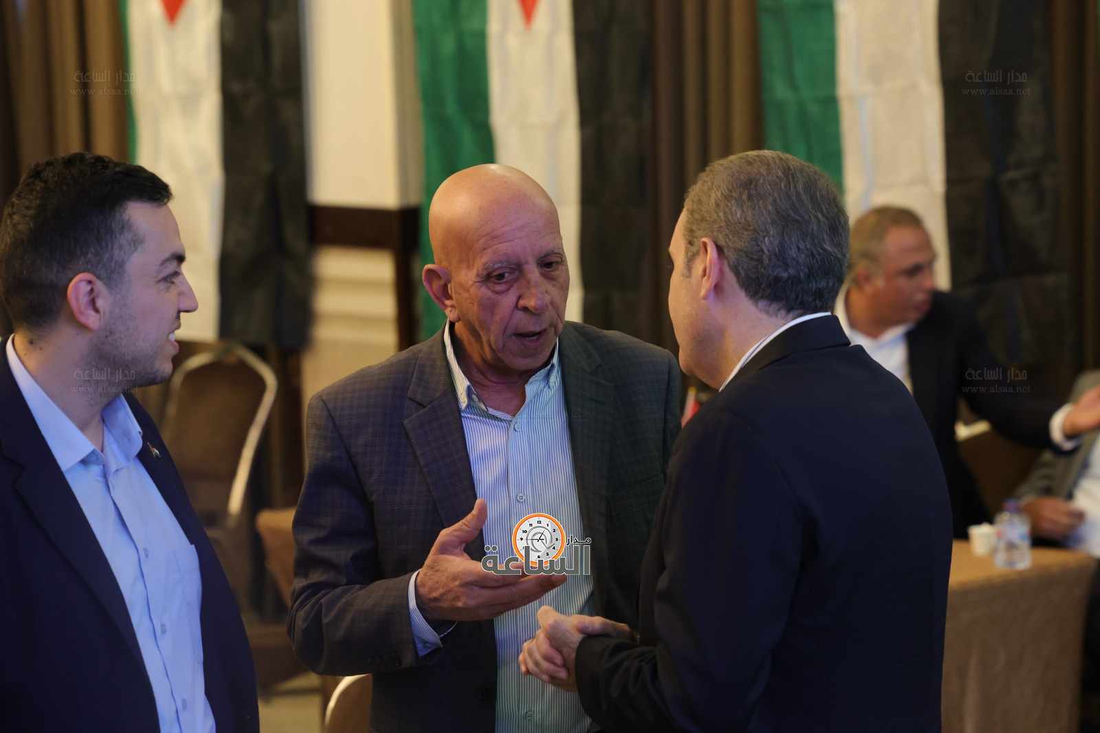 Madar Al-Saa Images 0.1877068200649482