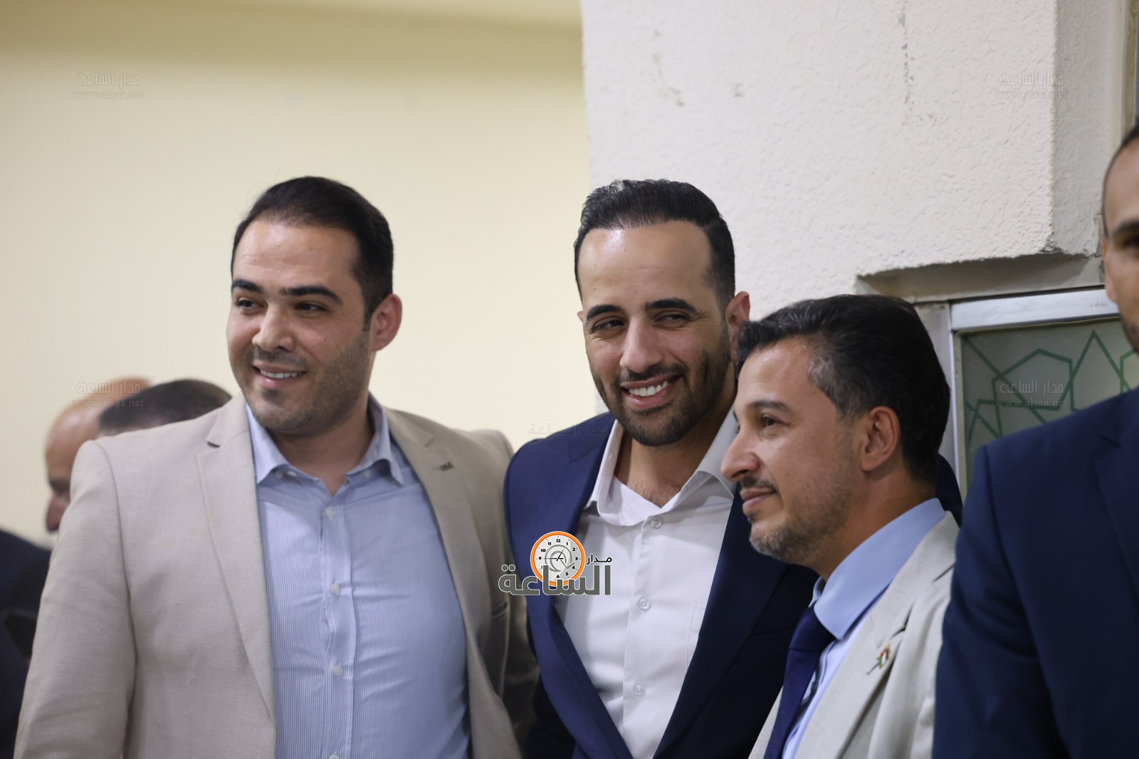 Madar Al-Saa Images 0.5706991064015773