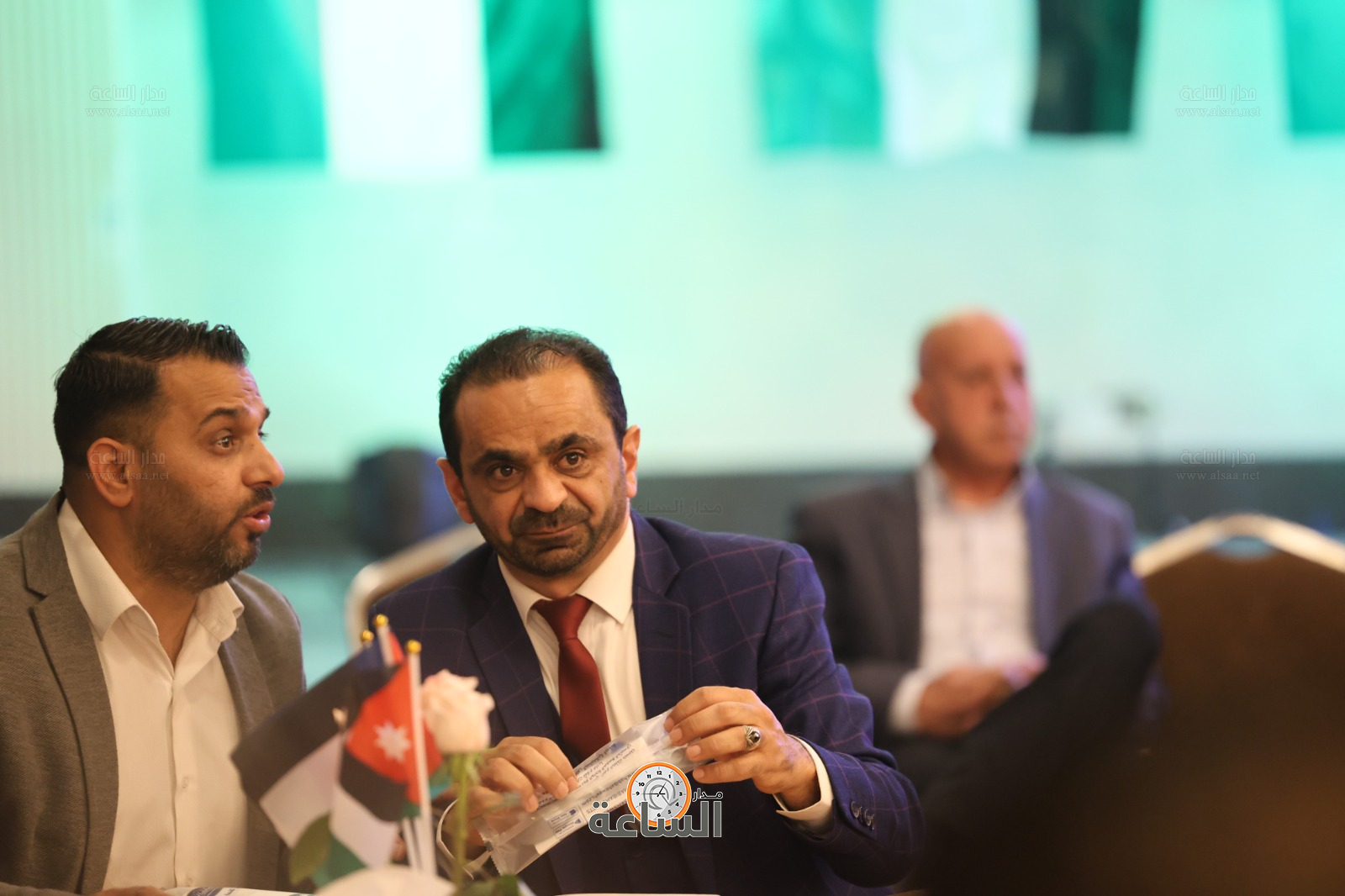 Madar Al-Saa Images 0.3908390166562594