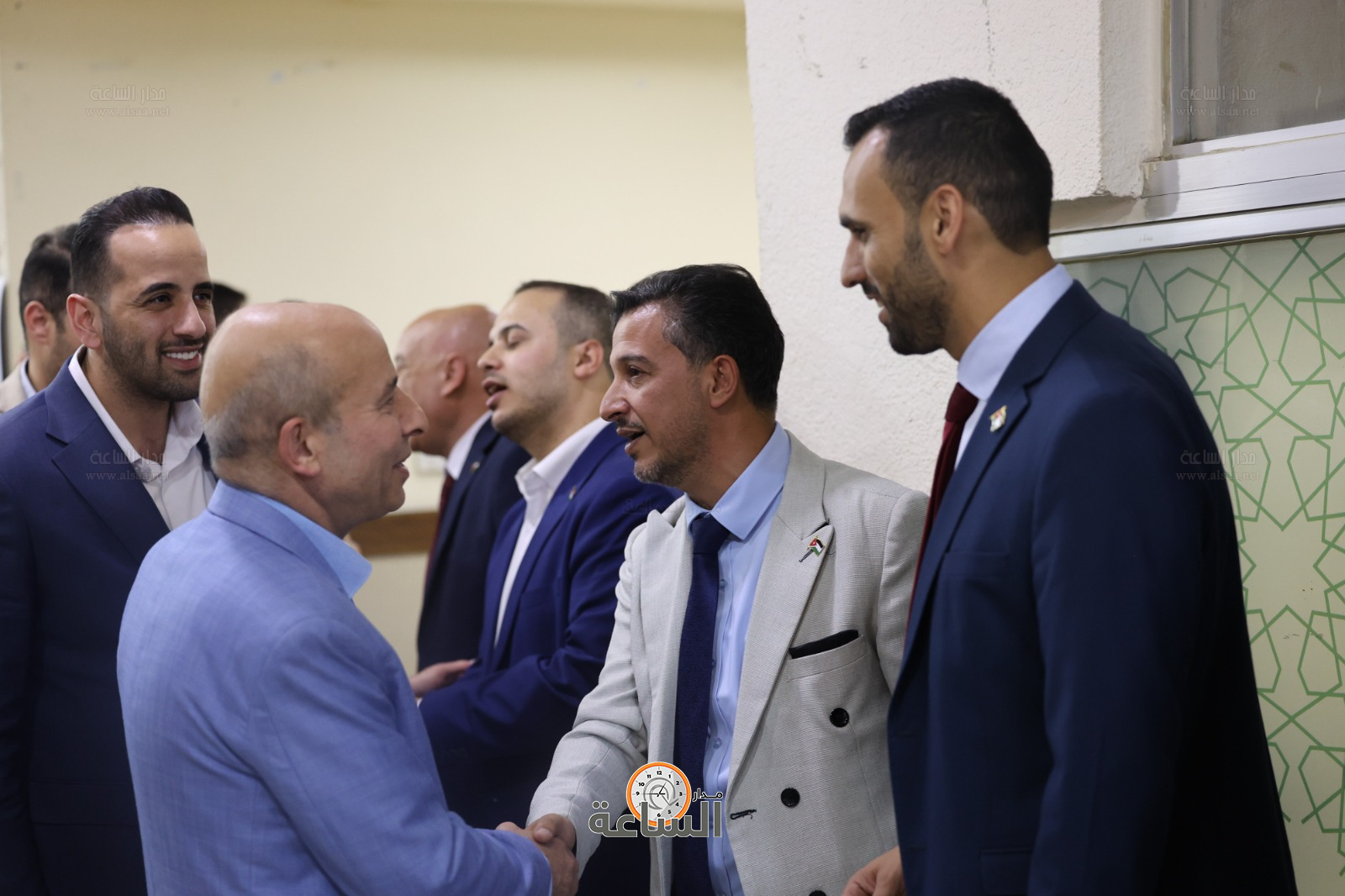 Madar Al-Saa Images 0.16034726078671846