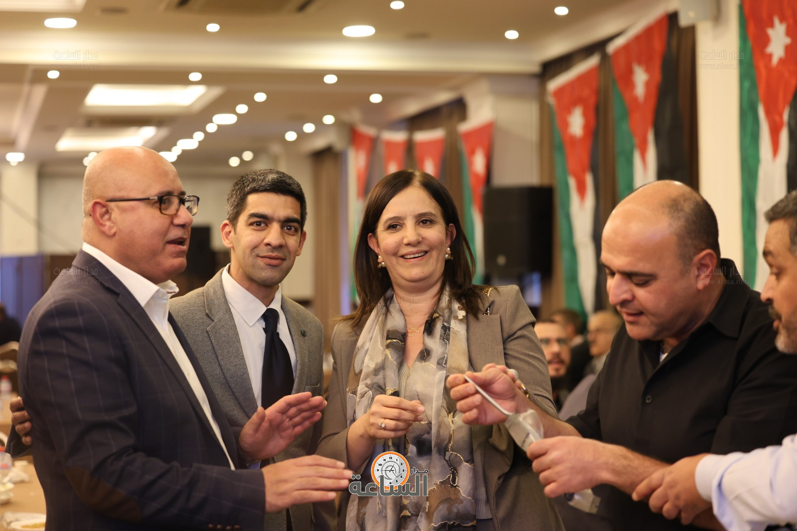 Madar Al-Saa Images 0.37969840456492565