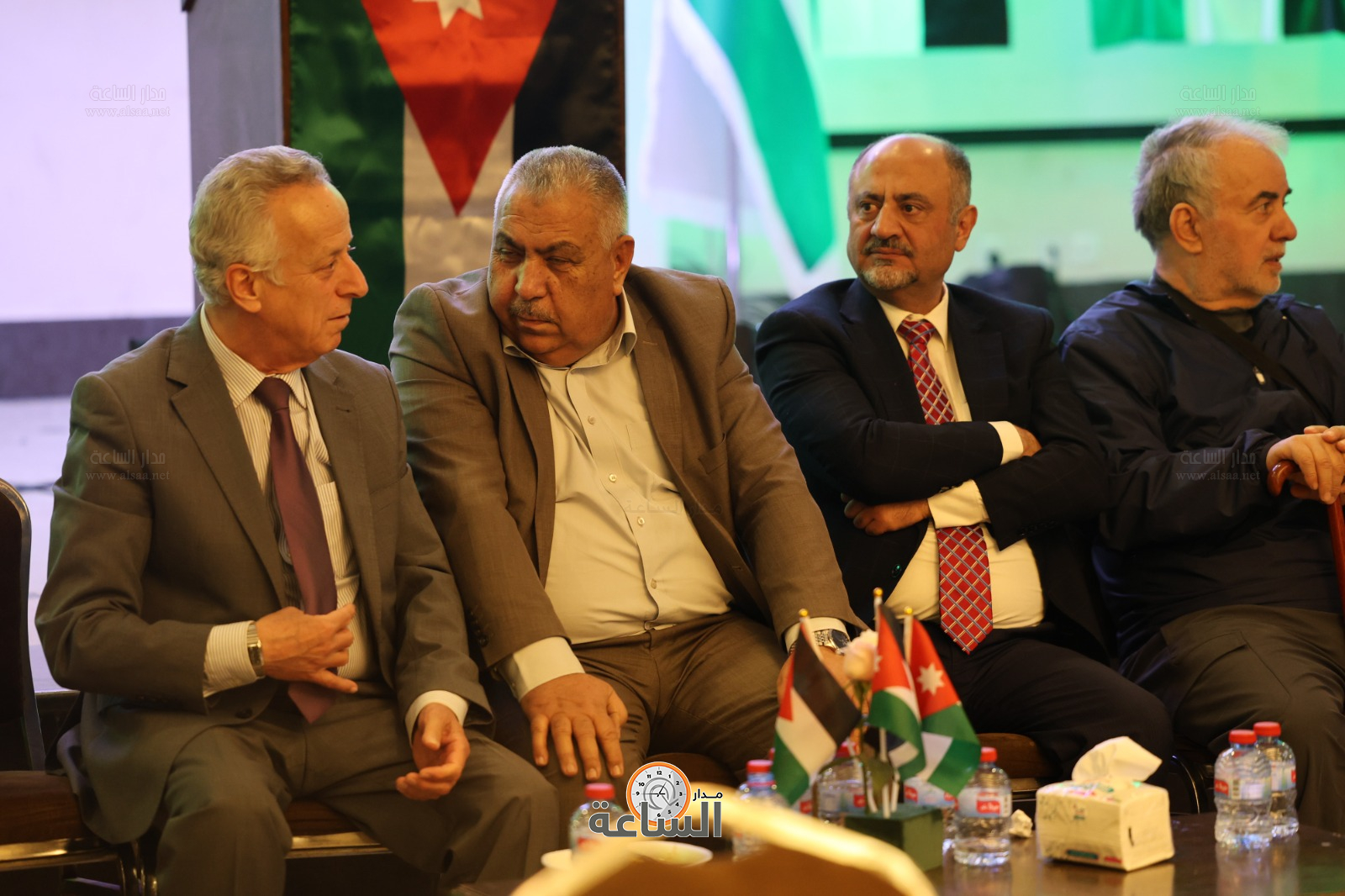 Madar Al-Saa Images 0.018880553806433054