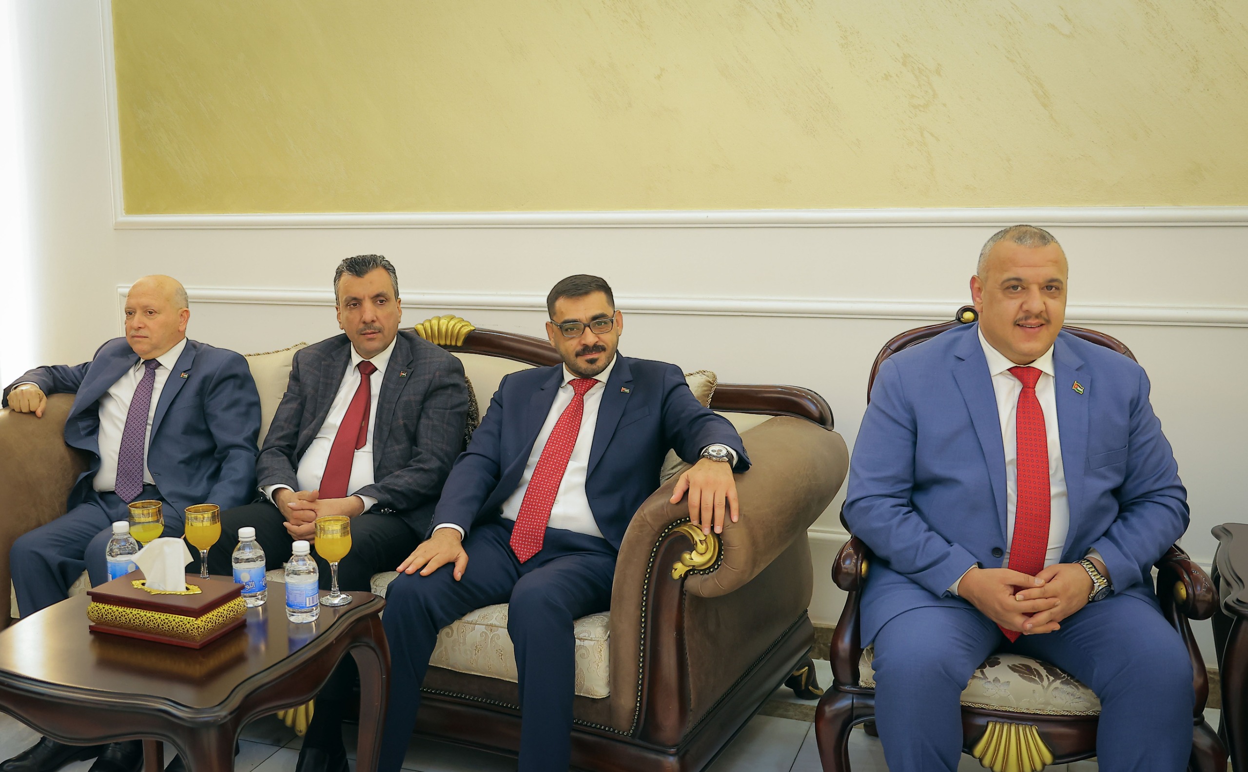 Madar Al-Saa Images 0.5875280991029027