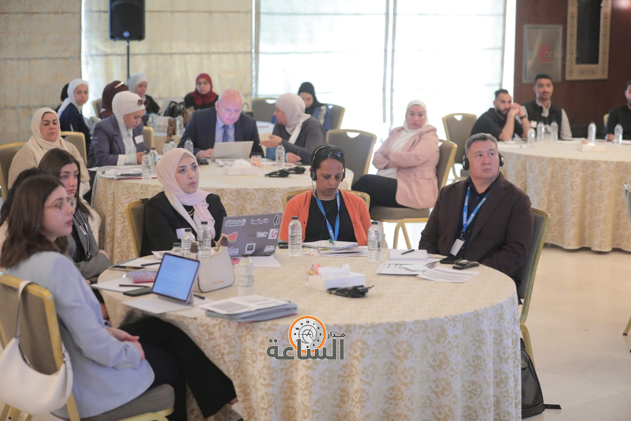 Madar Al-Saa Images 0.654848590285786