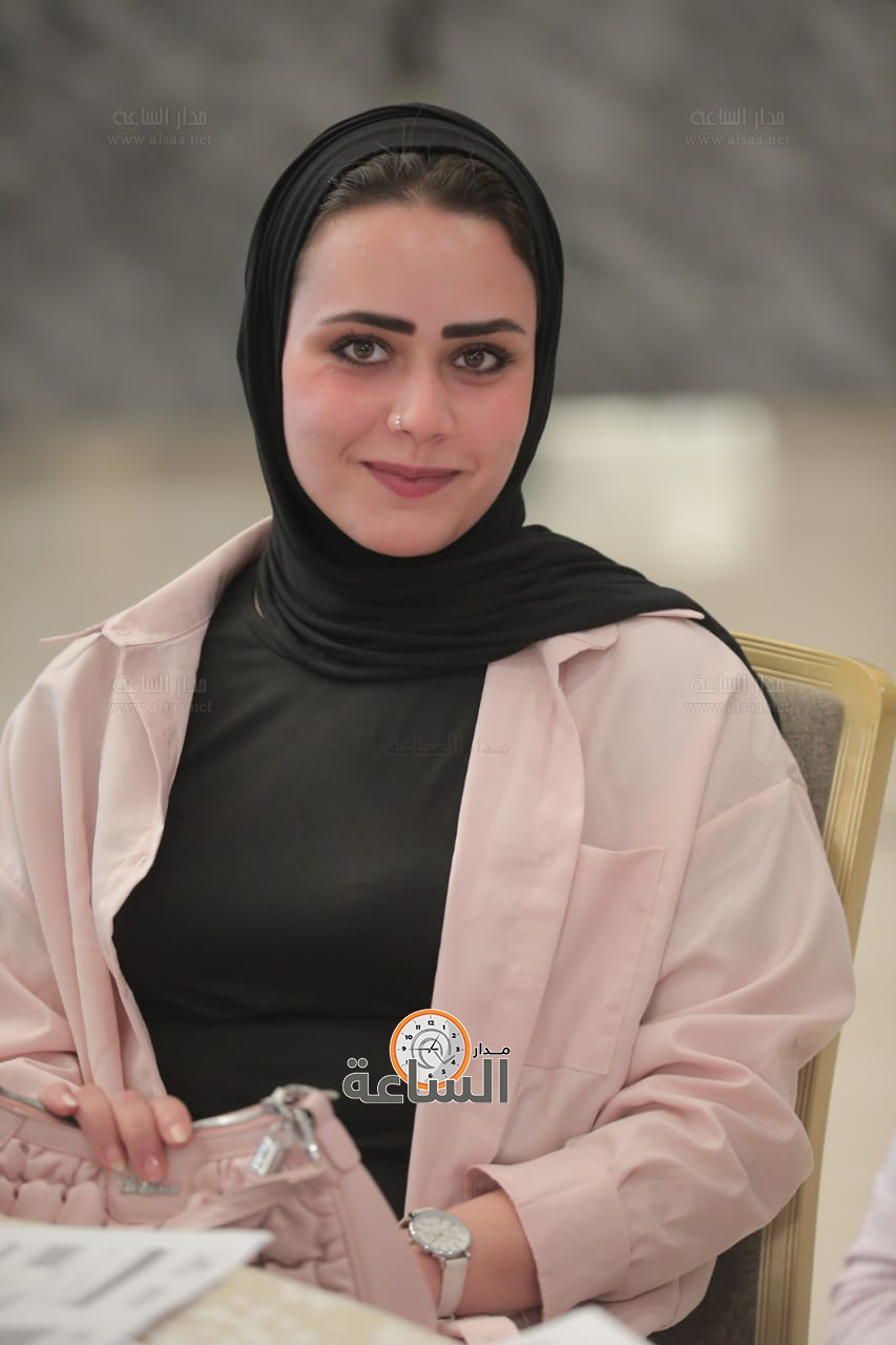 Madar Al-Saa Images 0.15990516633446494