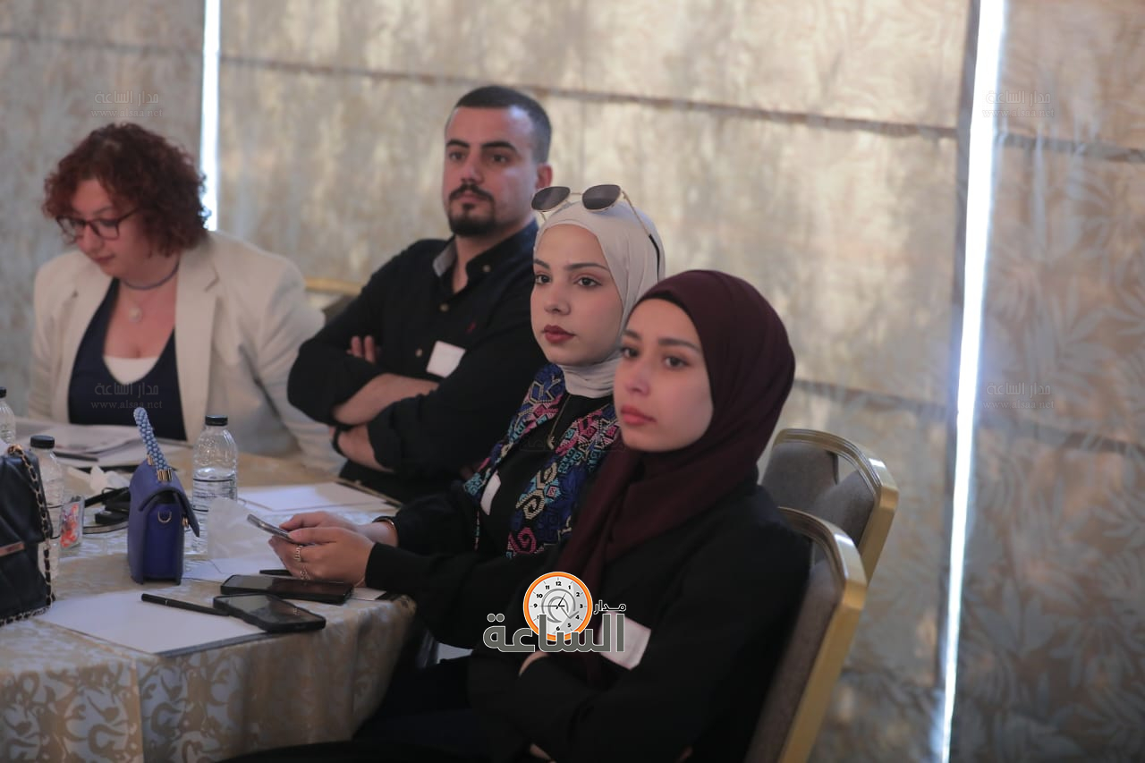 Madar Al-Saa Images 0.4180338226223693