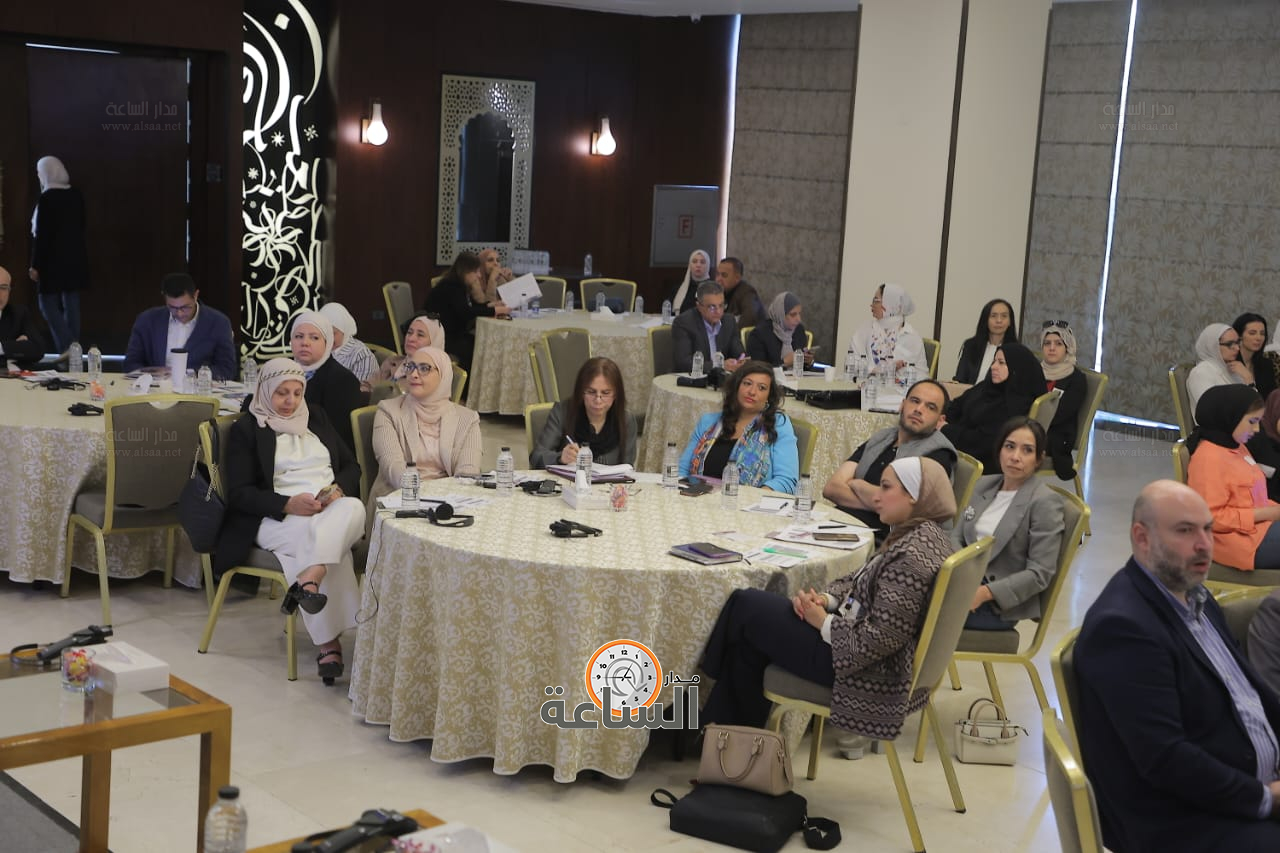 Madar Al-Saa Images 0.0009935573796790997