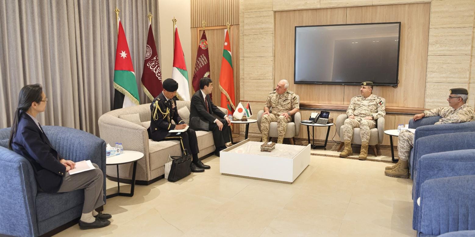 Madar Al-Saa Images 0.4064685203020505