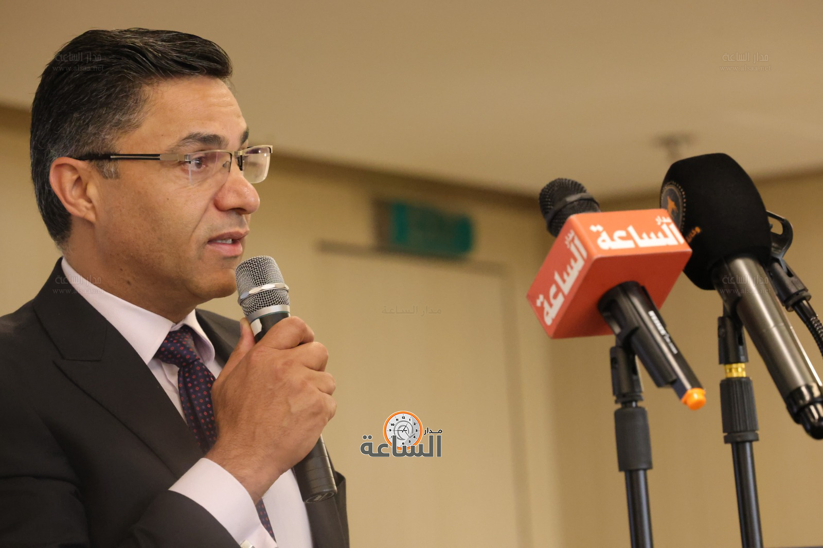 Madar Al-Saa Images 0.07171679912237283