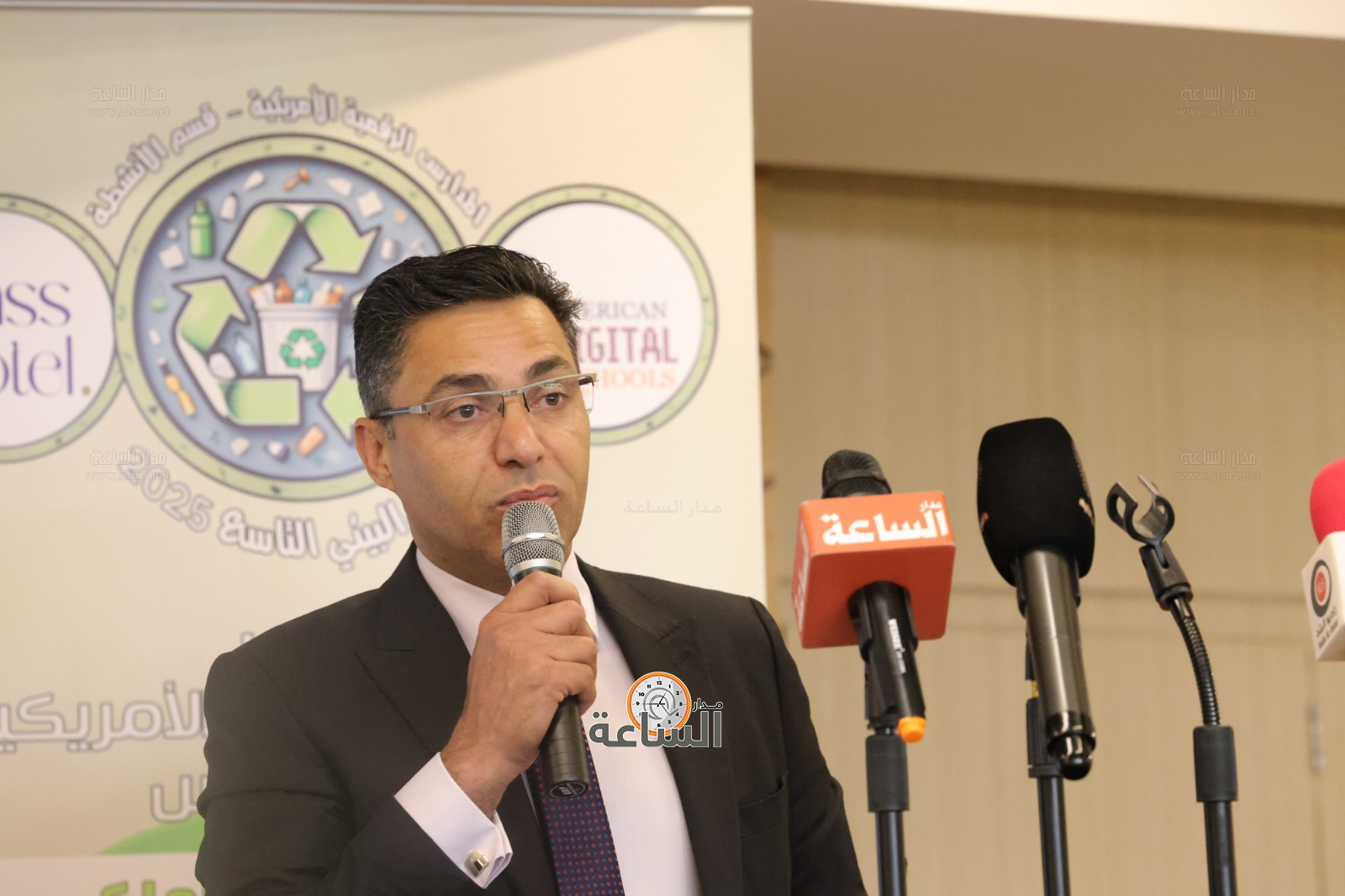 Madar Al-Saa Images 0.803099312070272