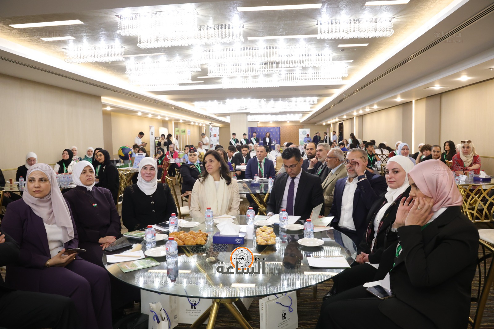 Madar Al-Saa Images 0.8375692815852078