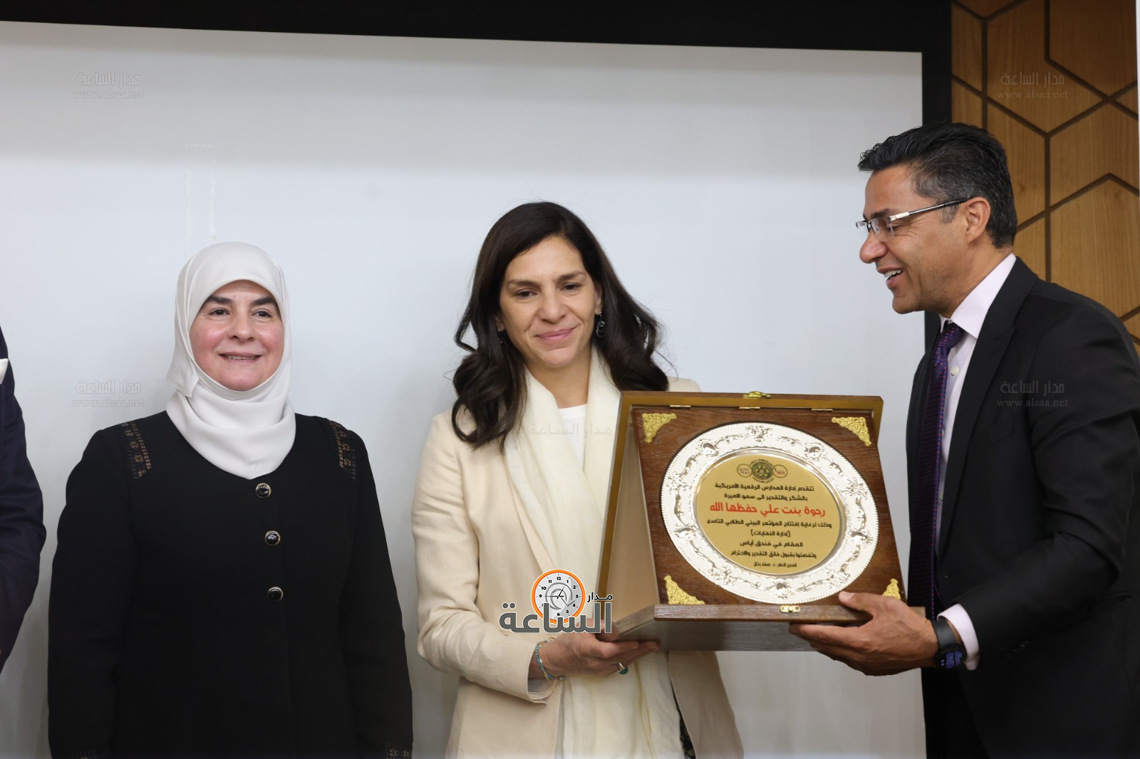 Madar Al-Saa Images 0.3222808439716959