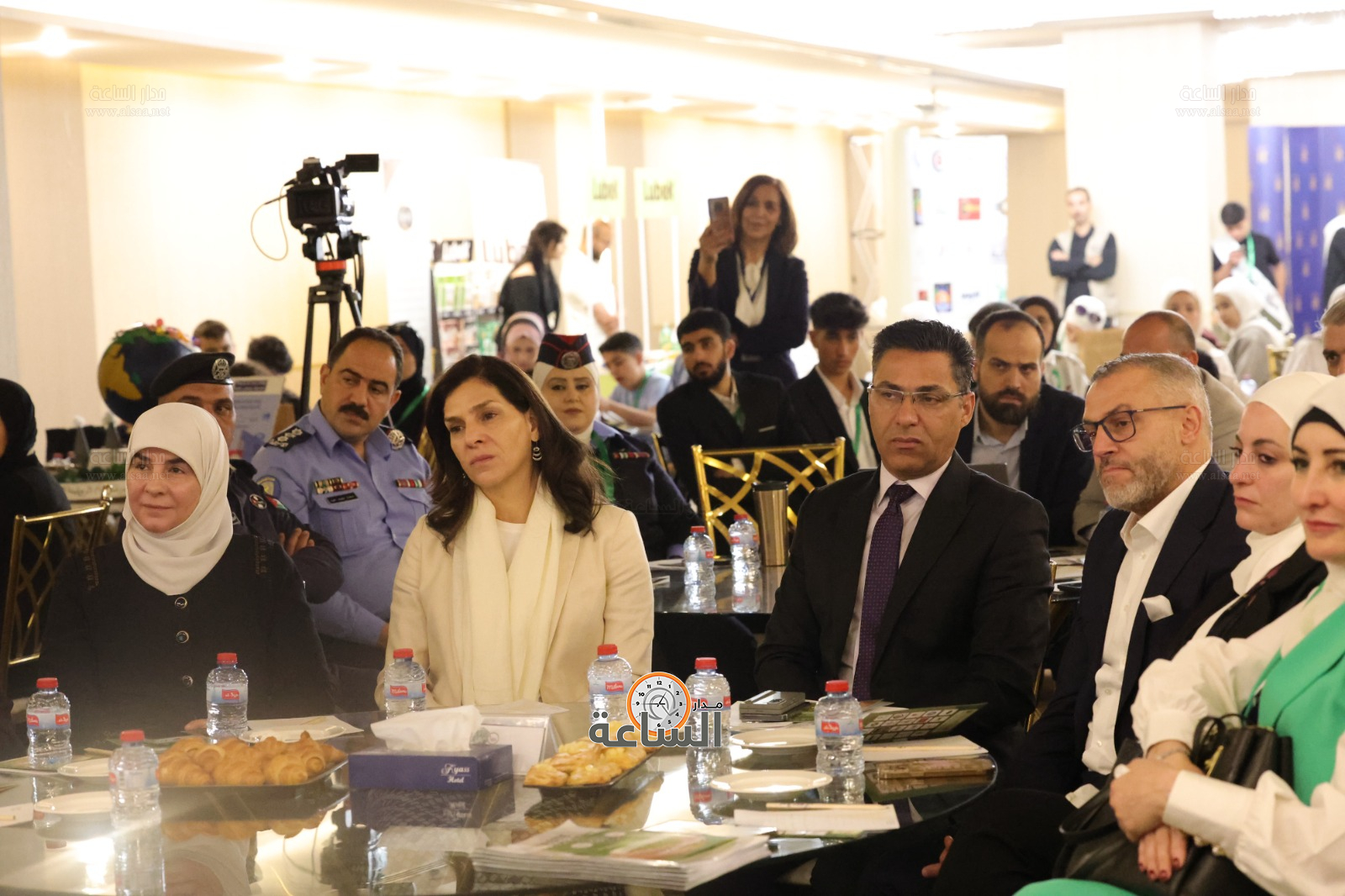 Madar Al-Saa Images 0.5255794941351073