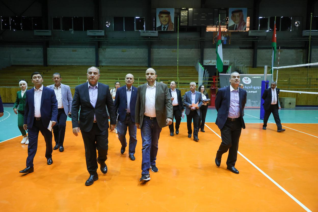 Madar Al-Saa Images 0.8676786860989752