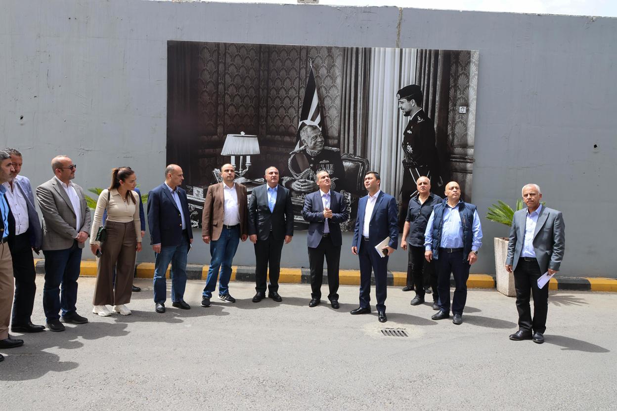 Madar Al-Saa Images 0.3806737430756305