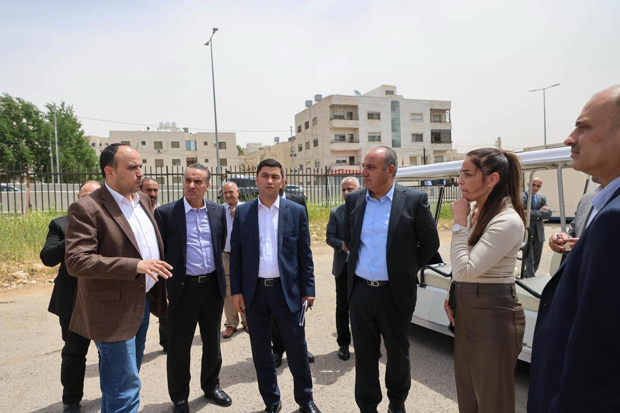 Madar Al-Saa Images 0.9679067405346325