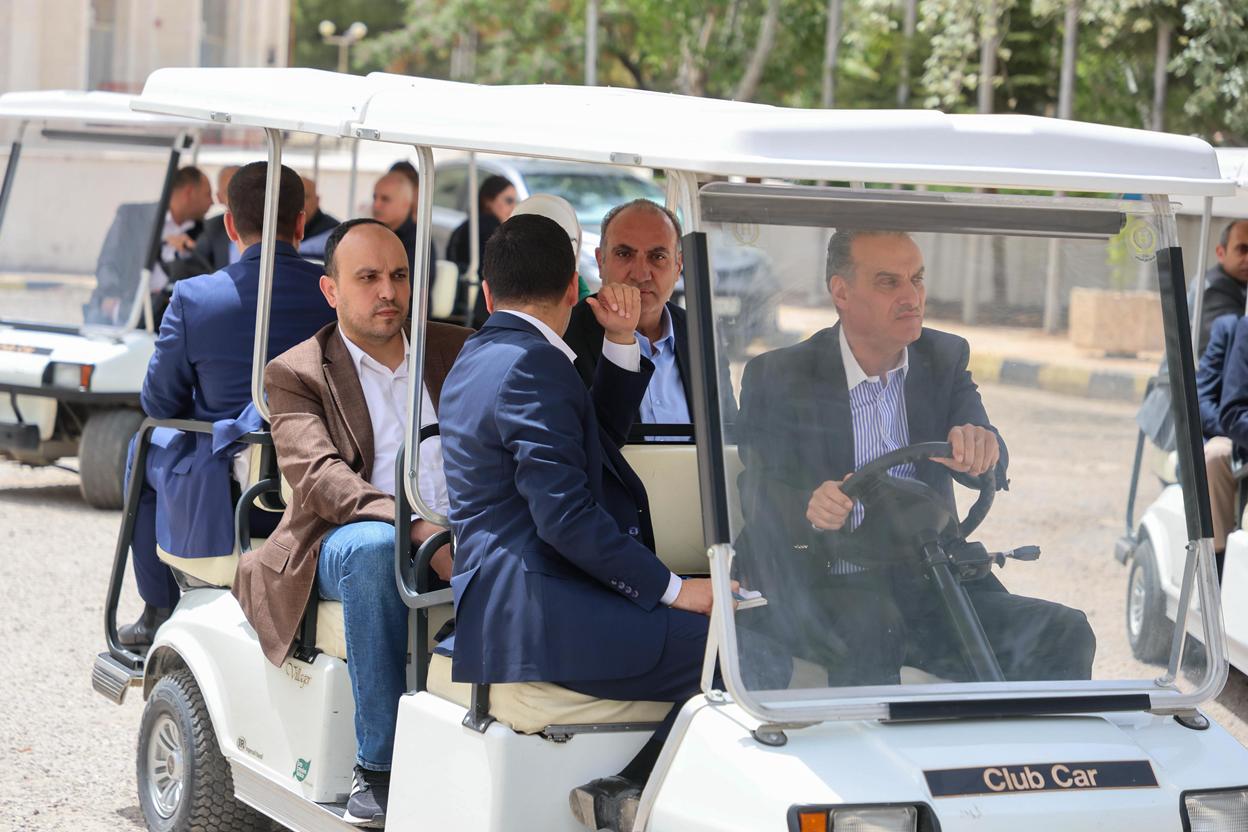 Madar Al-Saa Images 0.3063936331491466