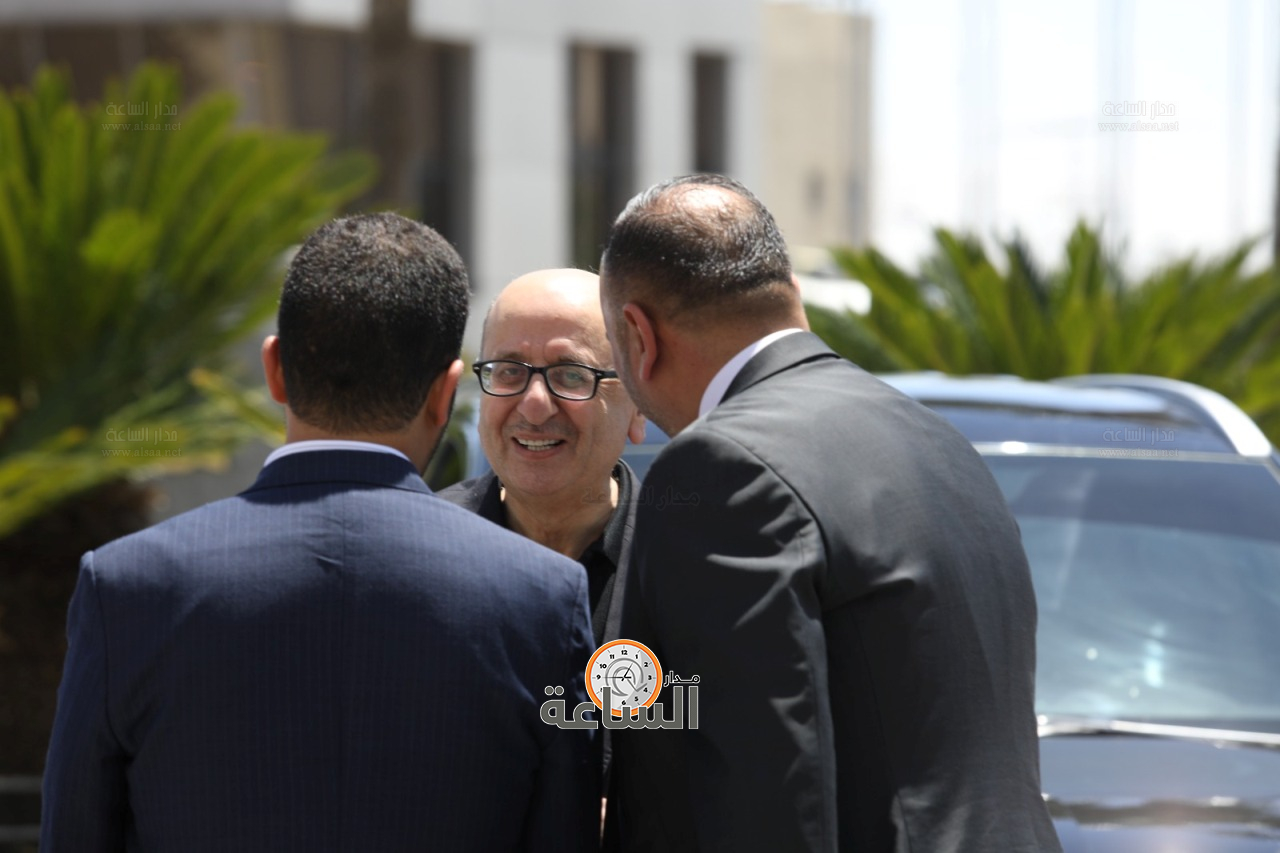 Madar Al-Saa Images 0.5043793284585651