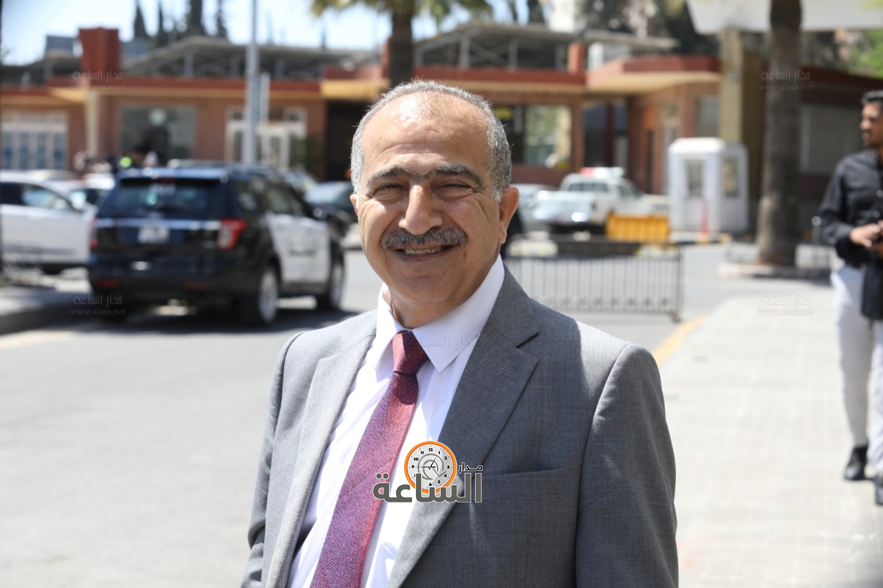 Madar Al-Saa Images 0.3692465633996297